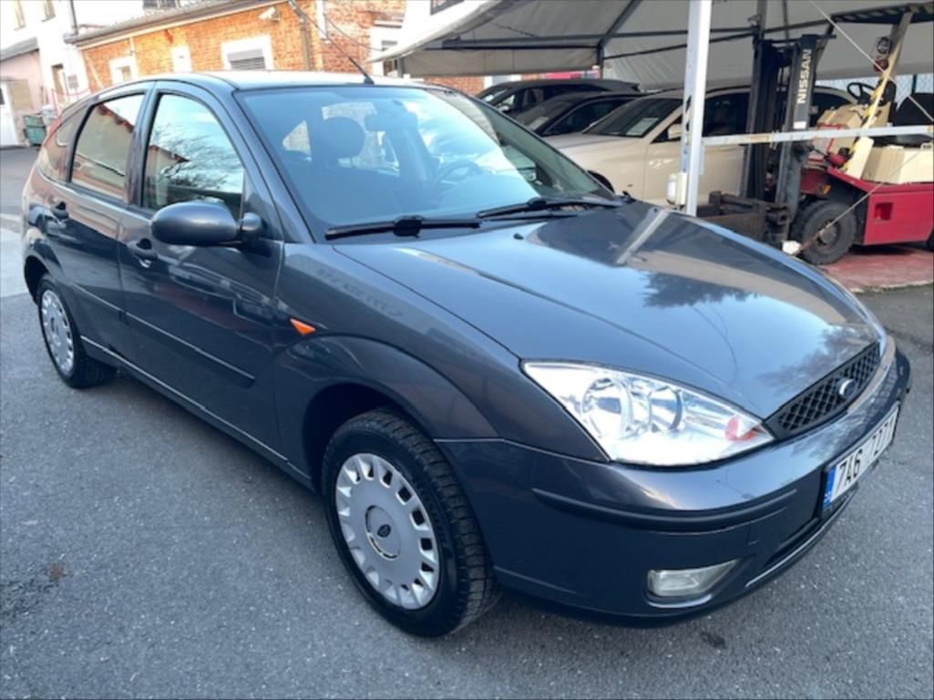 Ford Focus, 1,6 i 74kW,komplet po renovaci - fotka 3