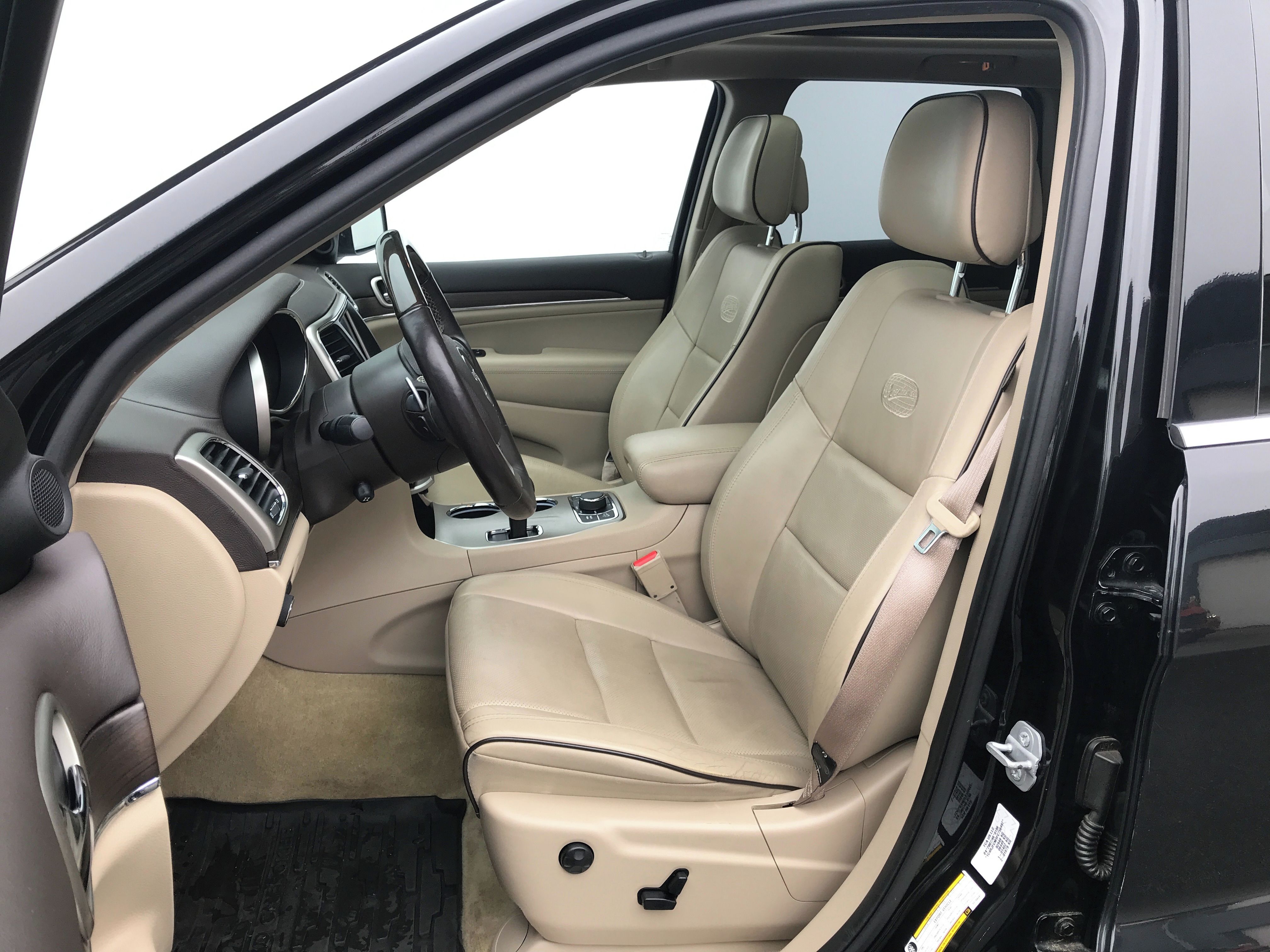 Jeep Grand Cherokee, V6 TDi 184kW 8°AT+TAŽNÉ+VZDUCH - fotka 6
