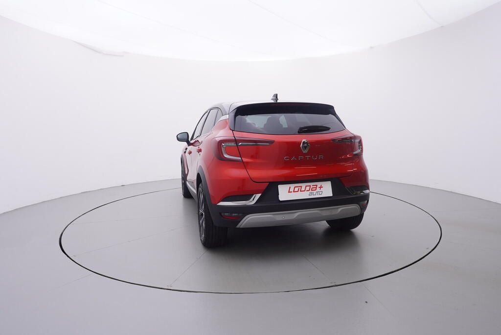 Renault Captur, Techno 1.3 TCe 140 EDC 103 kW - fotka 4