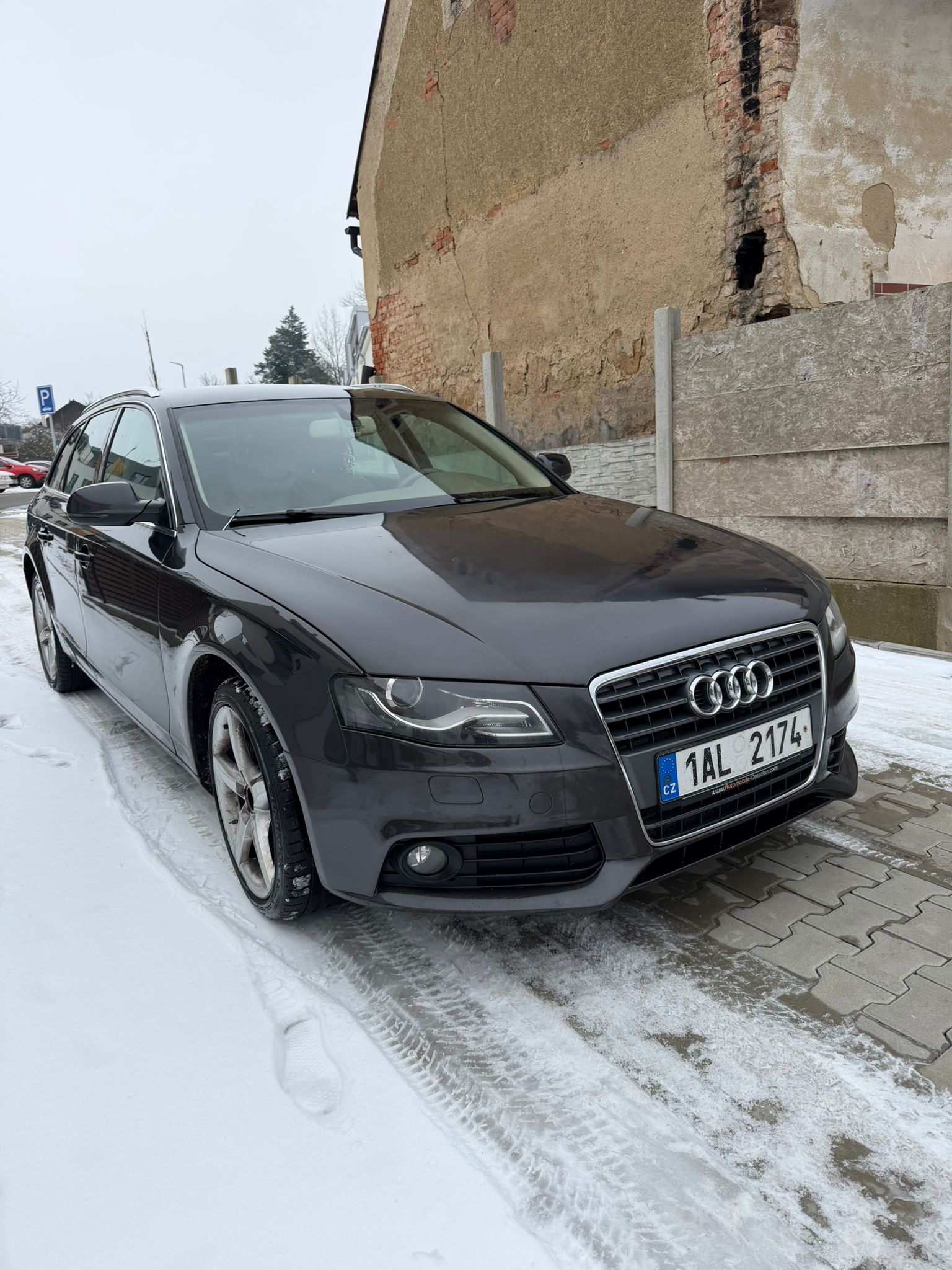 Audi A4, B8 2.0 TDI automat - fotka 2