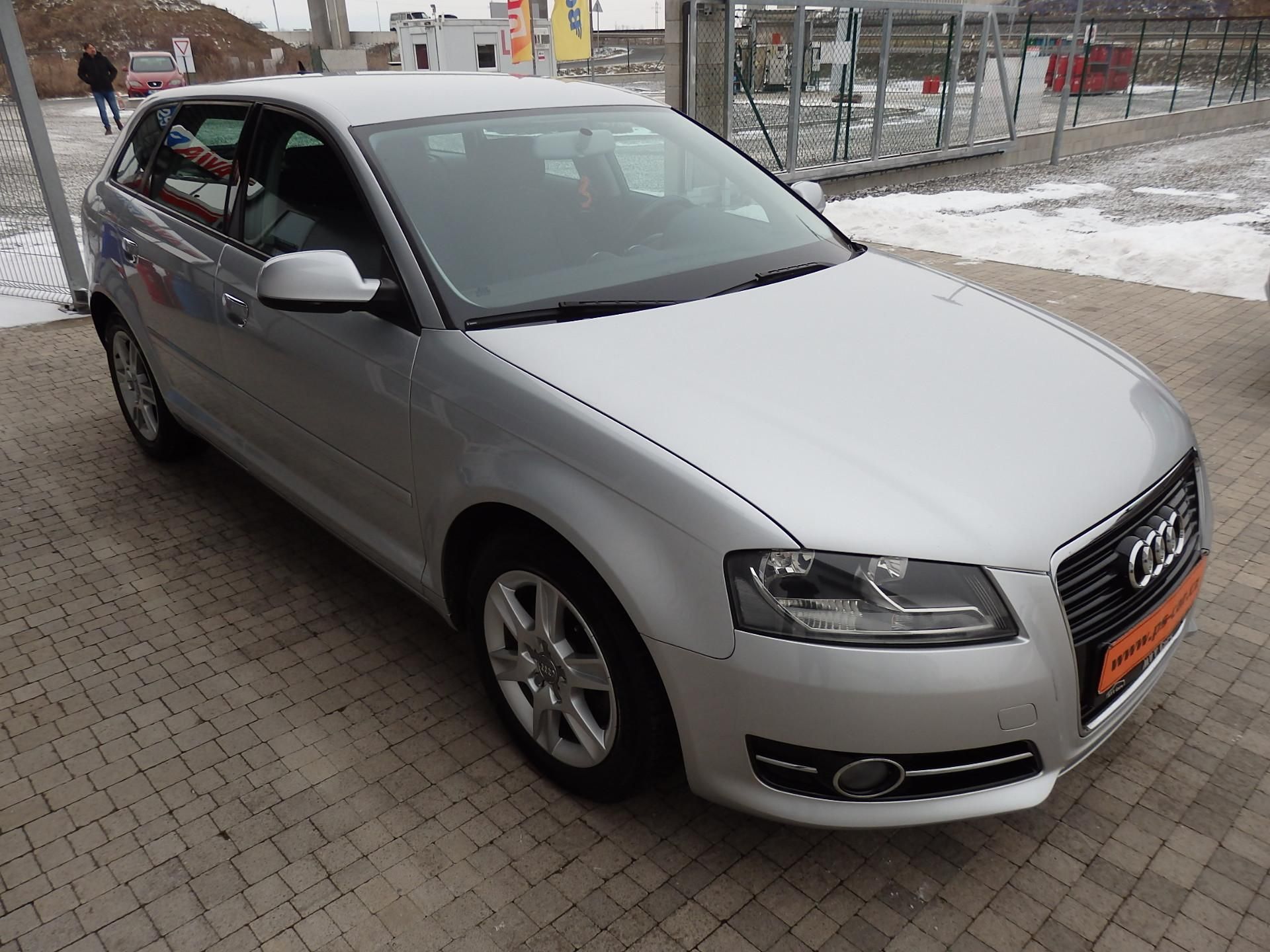Audi A3, SPORTBACK 1.4 TFSI 6x AIRBAG - fotka 3