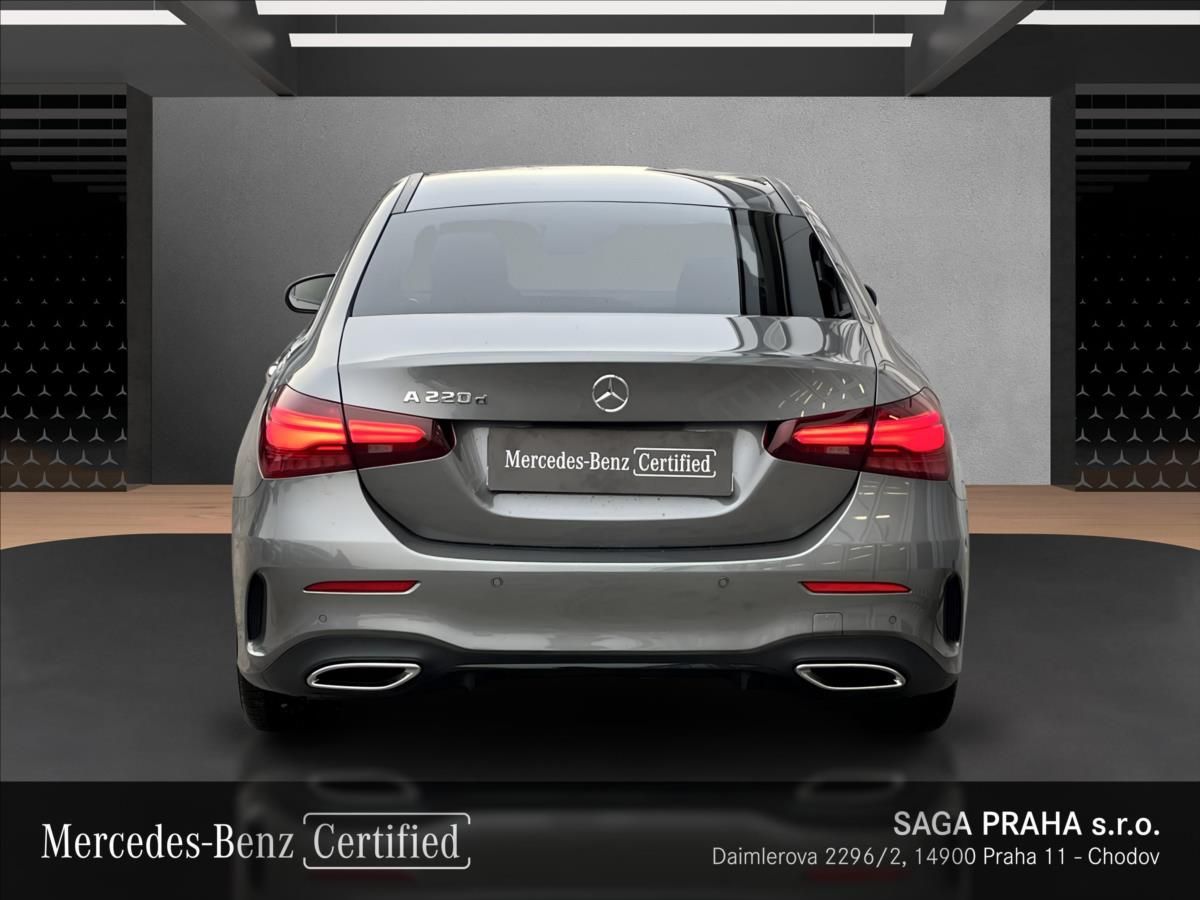 Mercedes-Benz Třídy A, A 220 d sedan - fotka 4