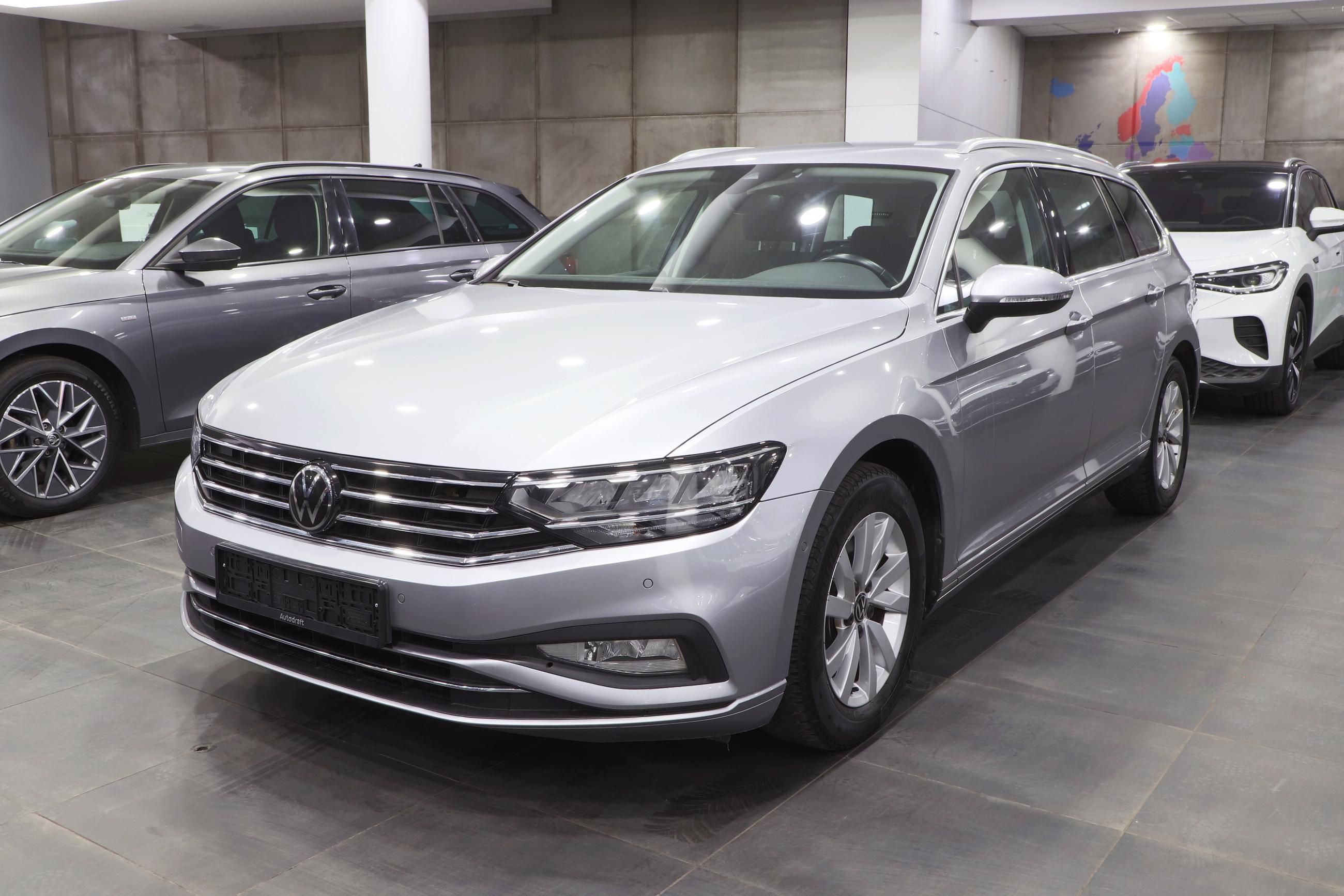 Volkswagen Passat Variant, 2.0 TDI 110kW DSG - fotka 2