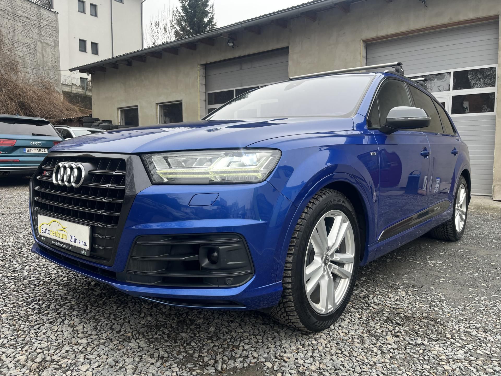 Audi SQ7, 4,0 D V8 320Kw 7 MÍST PANORANA - fotka 3