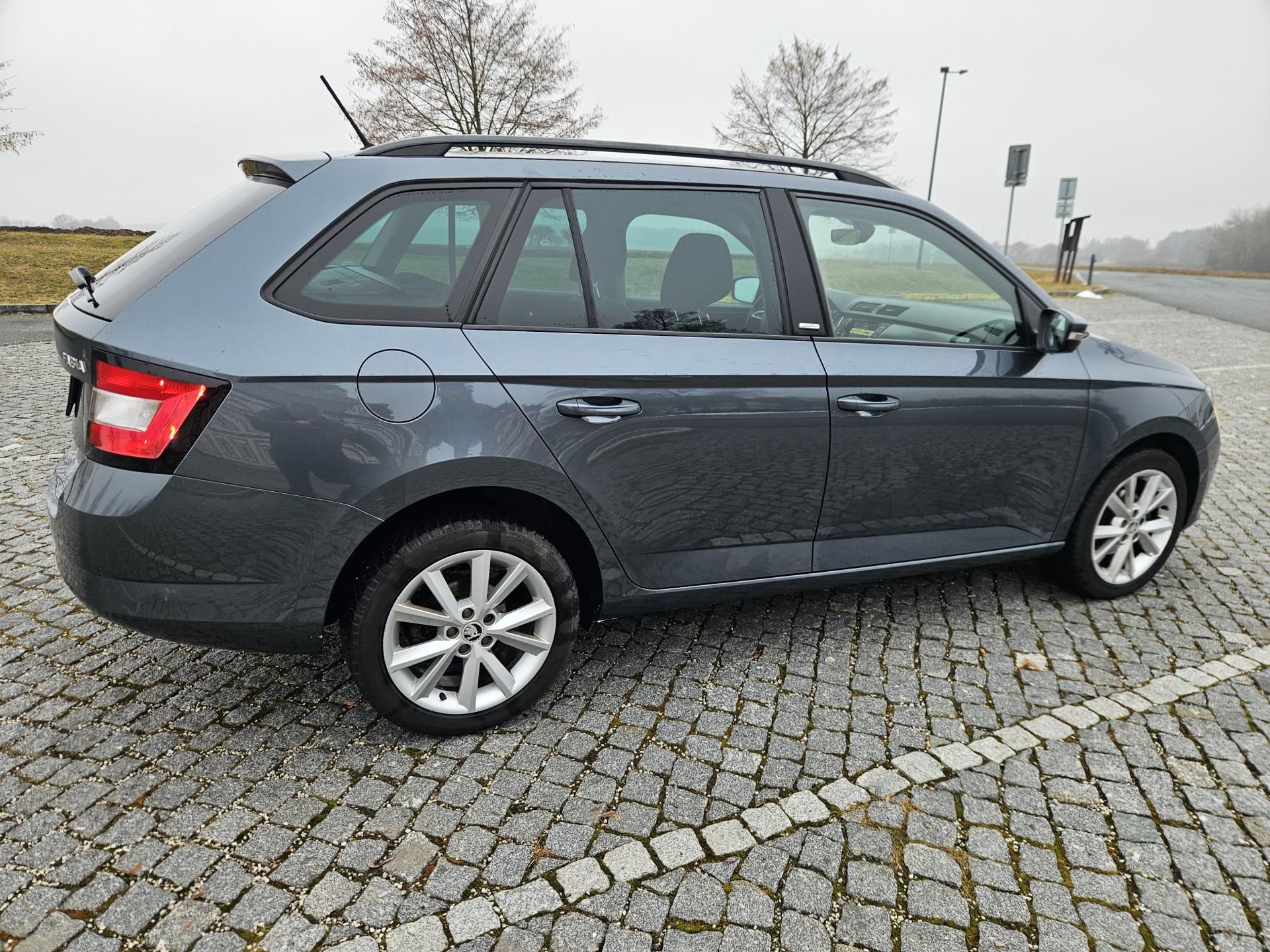 Škoda Fabia, 1.2TSI 66KW, SPLÁTKY - fotka 6