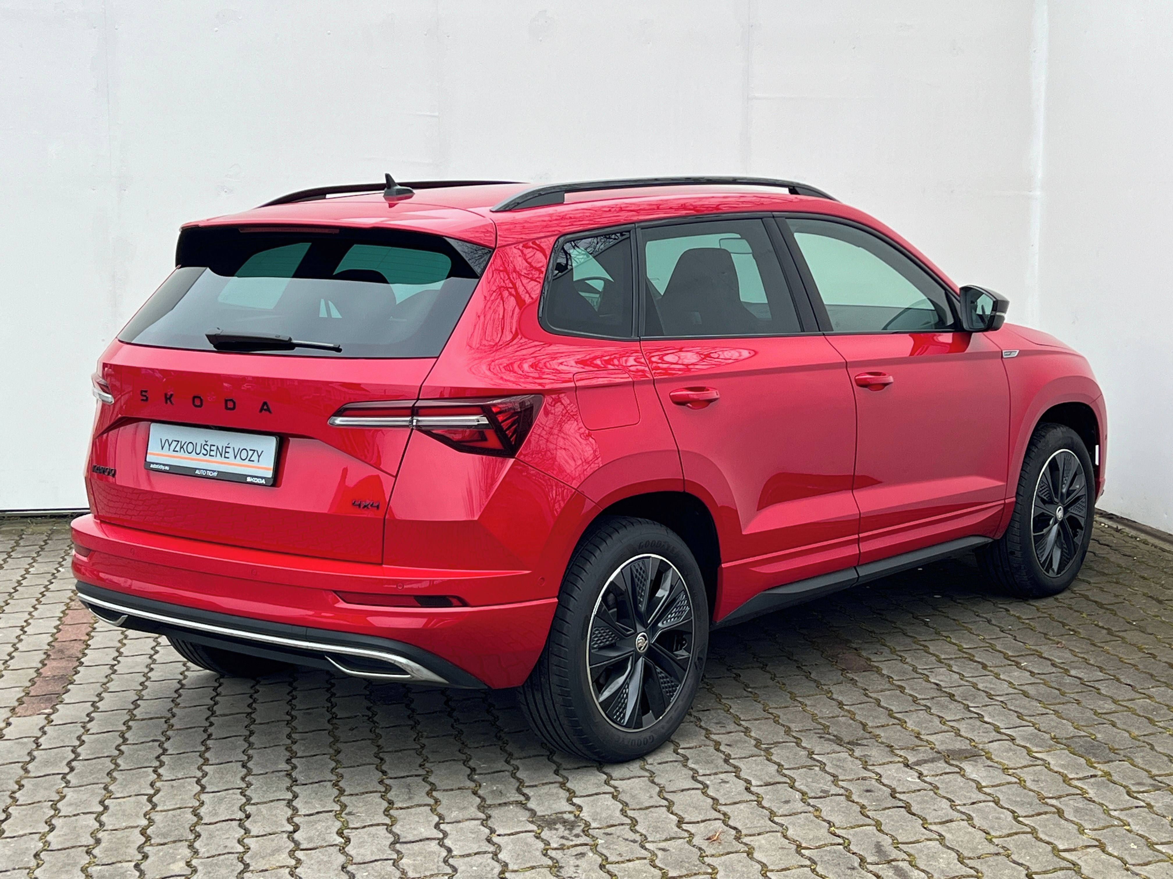 Škoda Karoq, 2,0 TSI / 140 kW Sportline 4x4 - fotka 5