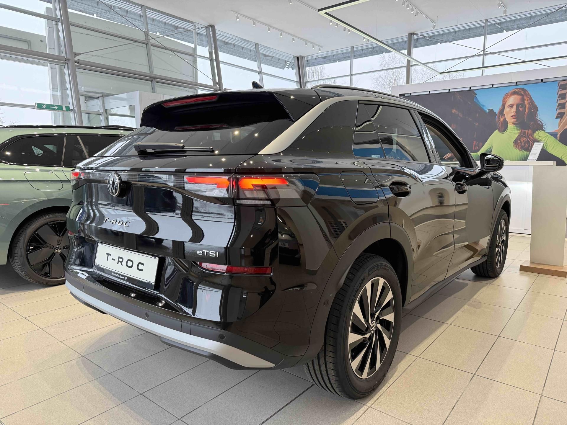 Volkswagen T-Roc, 1,5 eTSI 110 kW 7DSG - fotka 2