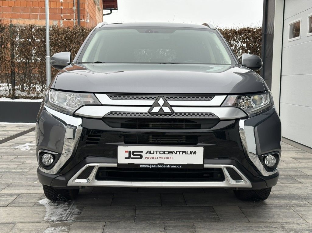 Mitsubishi Outlander, 2,0 150PS  Active A/T - fotka 2