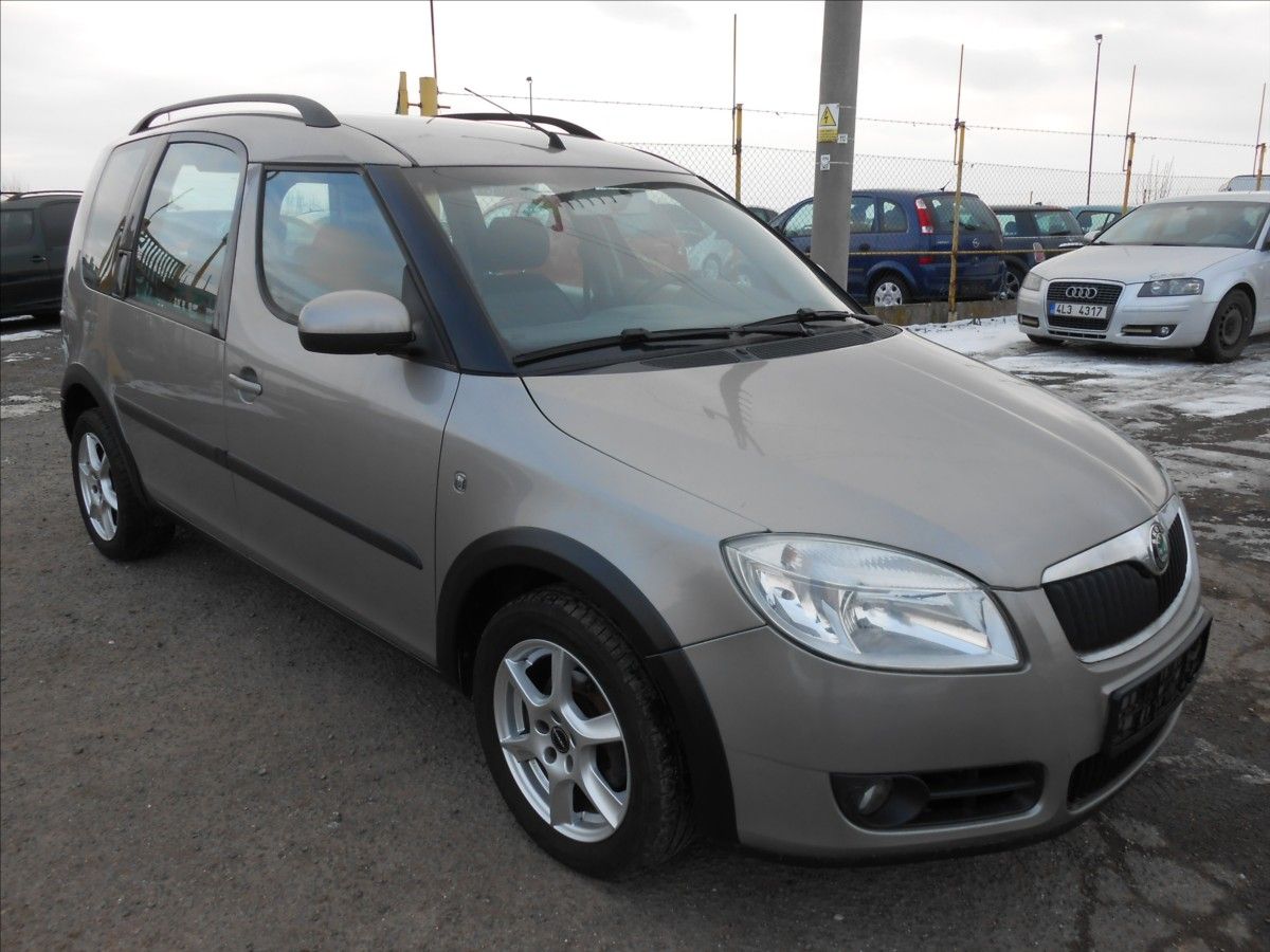 Škoda Roomster, 1,4 16V 63 kW KLIMA Serviska - fotka 2