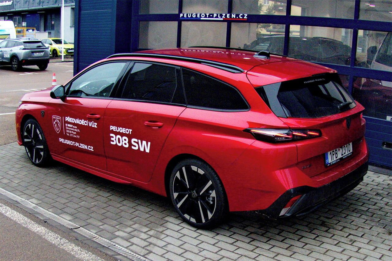 Peugeot 308, SW GT Hybrid 145 e-DCS6 - fotka 3