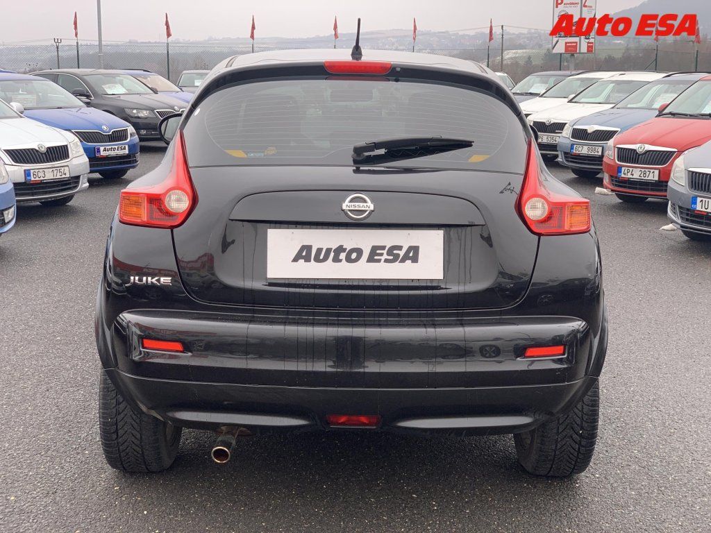 Nissan Juke, 1.6i,AC,tempo - fotka 5
