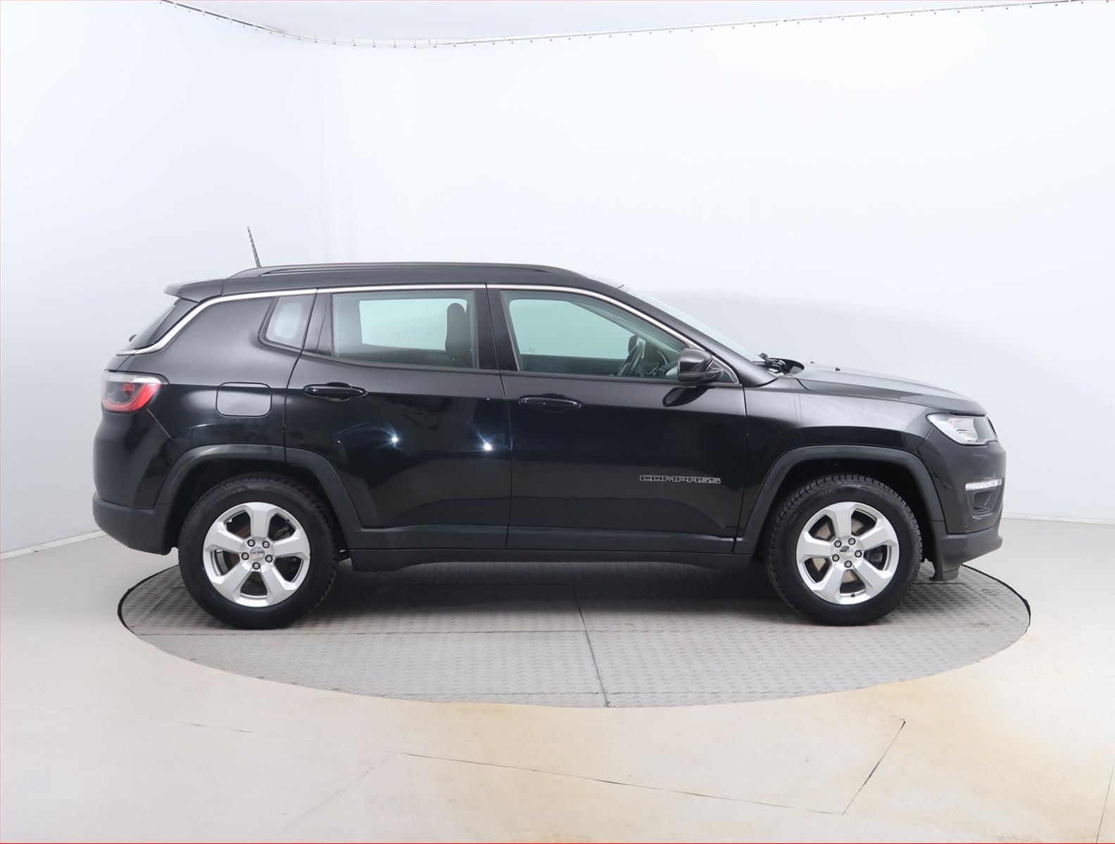 Jeep Compass, 1.4 MultiAir, NOVÁ CENA - fotka 6
