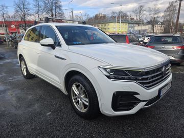 3.0 D R-LINE Masáže