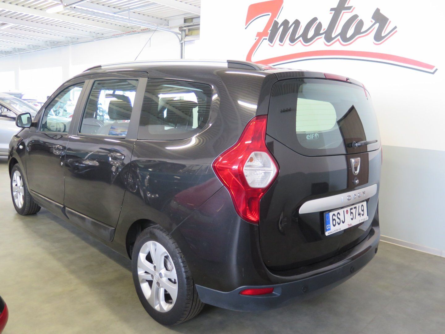 Dacia Lodgy, 1.2TCe,navi,klima,výhřev,kůže - fotka 2