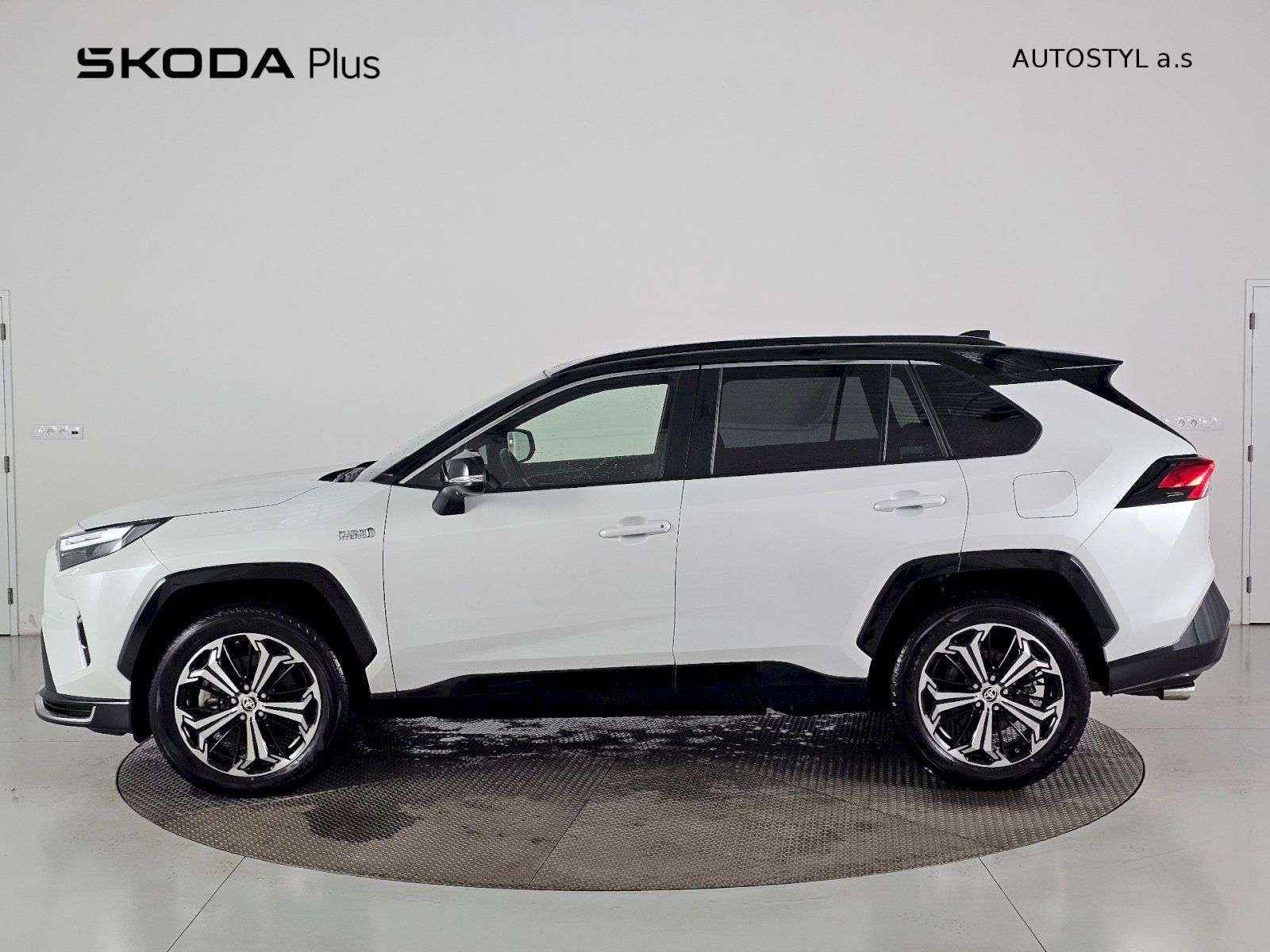 Toyota Rav4, 2.5PHEV 306k 4X4 SELECTION - fotka 3