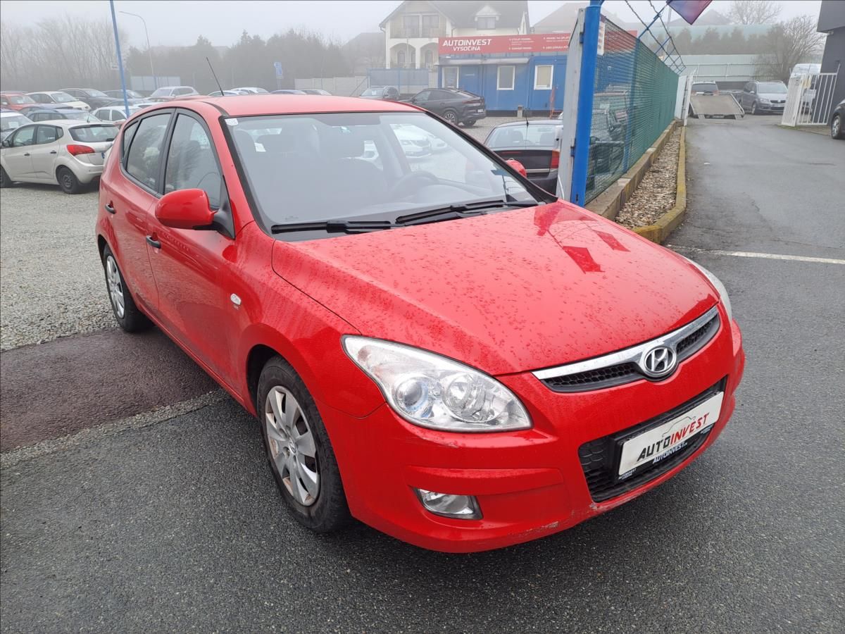 Hyundai i30, 1,4 i - fotka 2