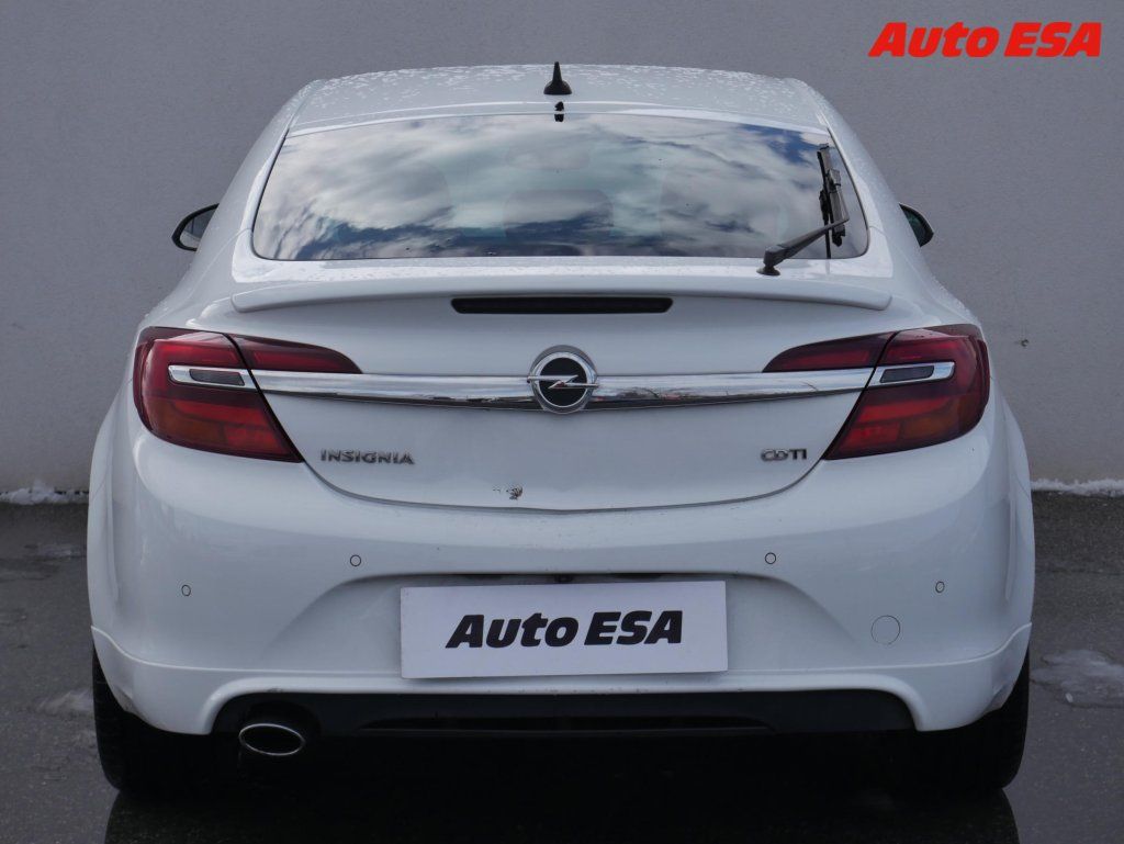Opel Insignia, 2.0TDCI,AT,xenon,kůže - fotka 5