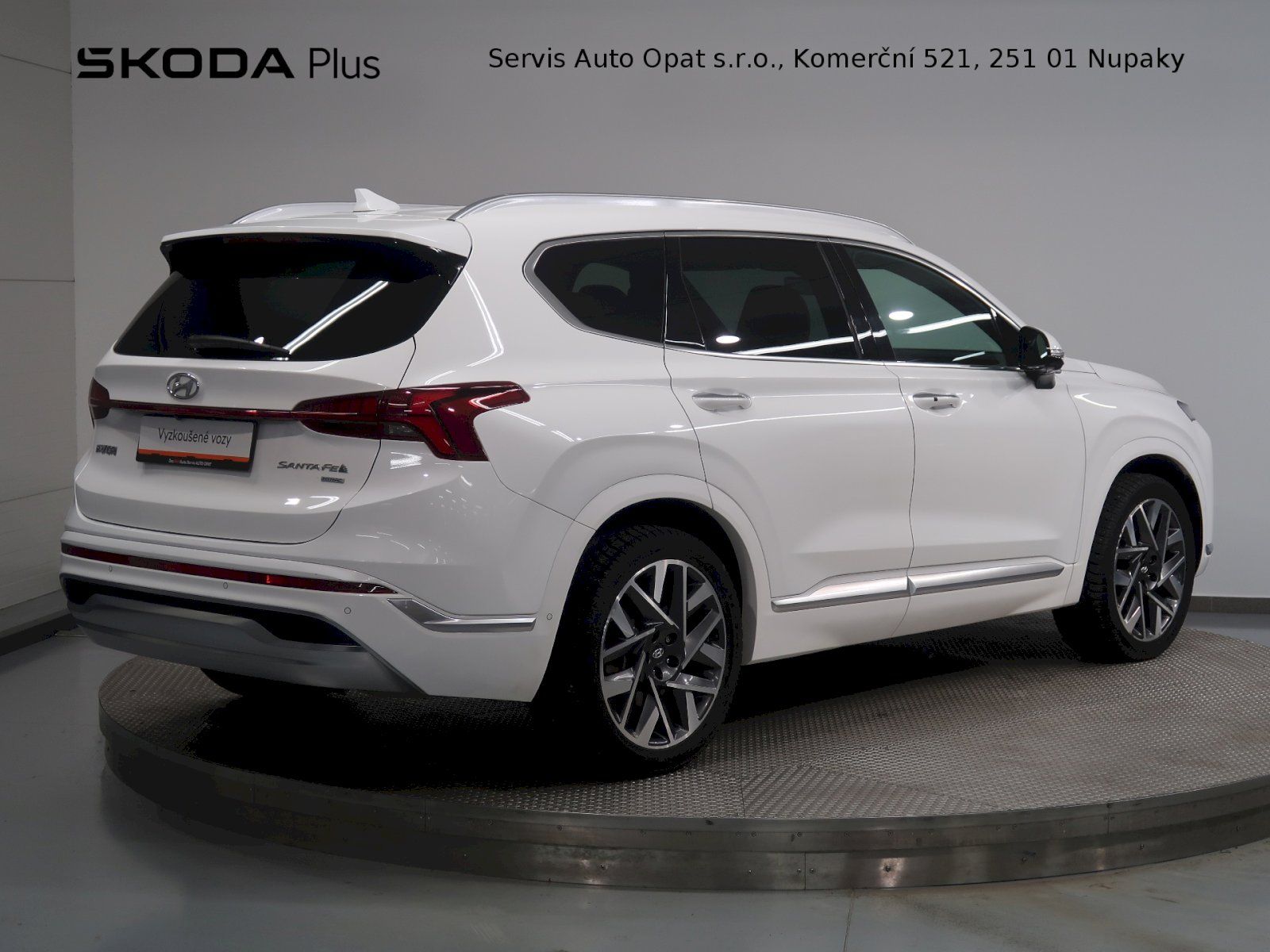Hyundai Santa Fe, LUXURY 2.2CRDi 4x4 DCT - fotka 2