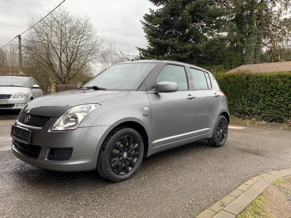 Suzuki Swift, 1.3 - fotka 2