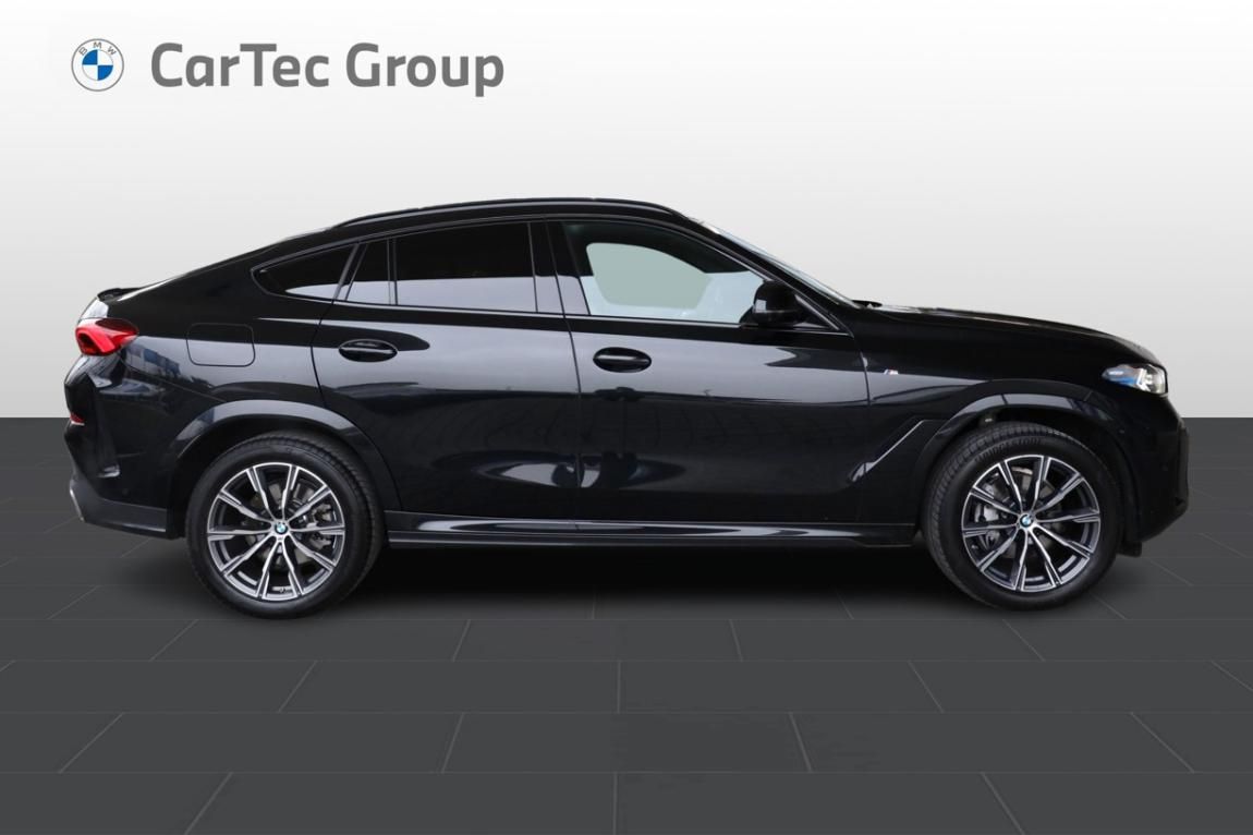 BMW X6, xDrive40d - fotka 4