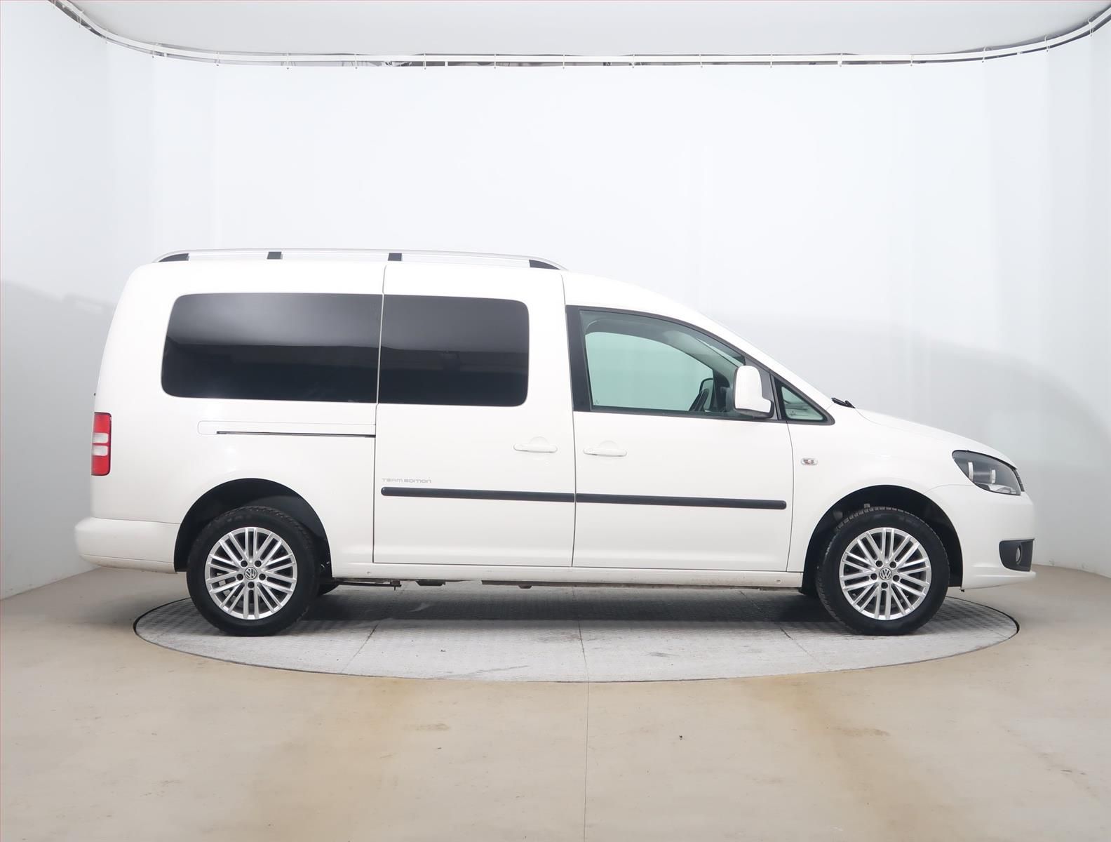 Volkswagen Caddy, Maxi 1.6 TDI, 7Míst, 1Maj - fotka 6