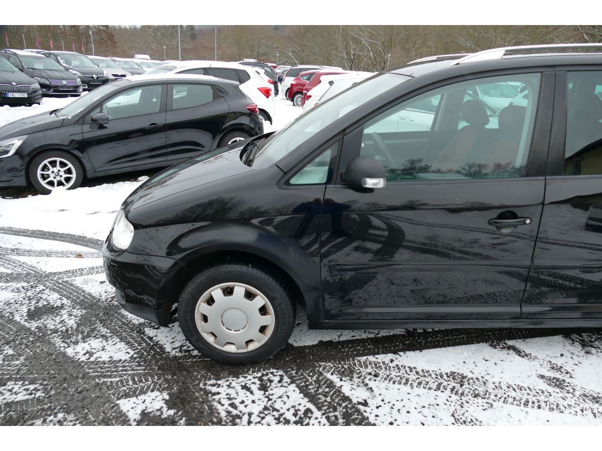 Volkswagen Touran, 2,0TDI 103KW DIGI-KLIMA - fotka 4