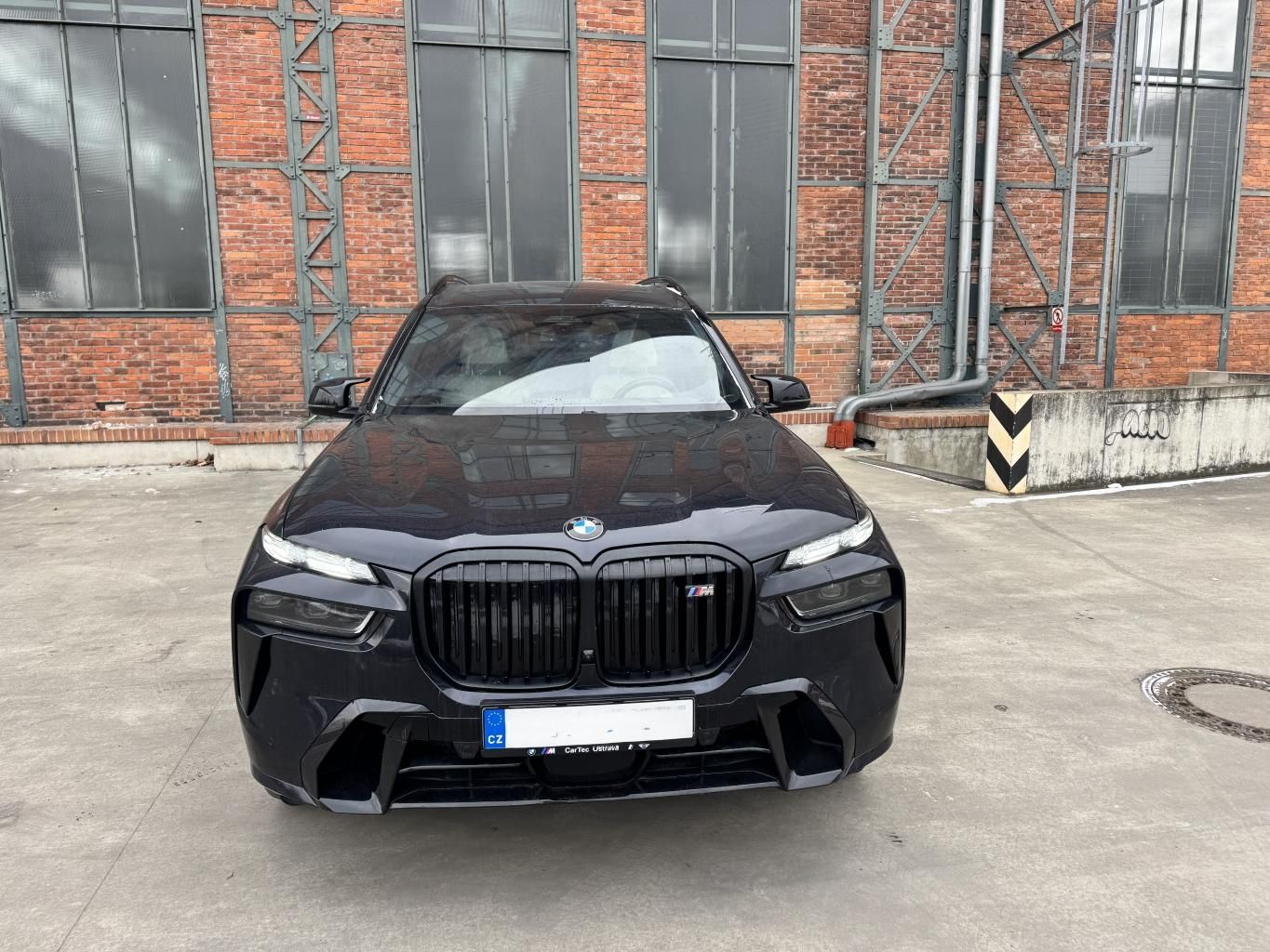 BMW X7, M60i xD 390 KW, TAŽNÉ - fotka 5