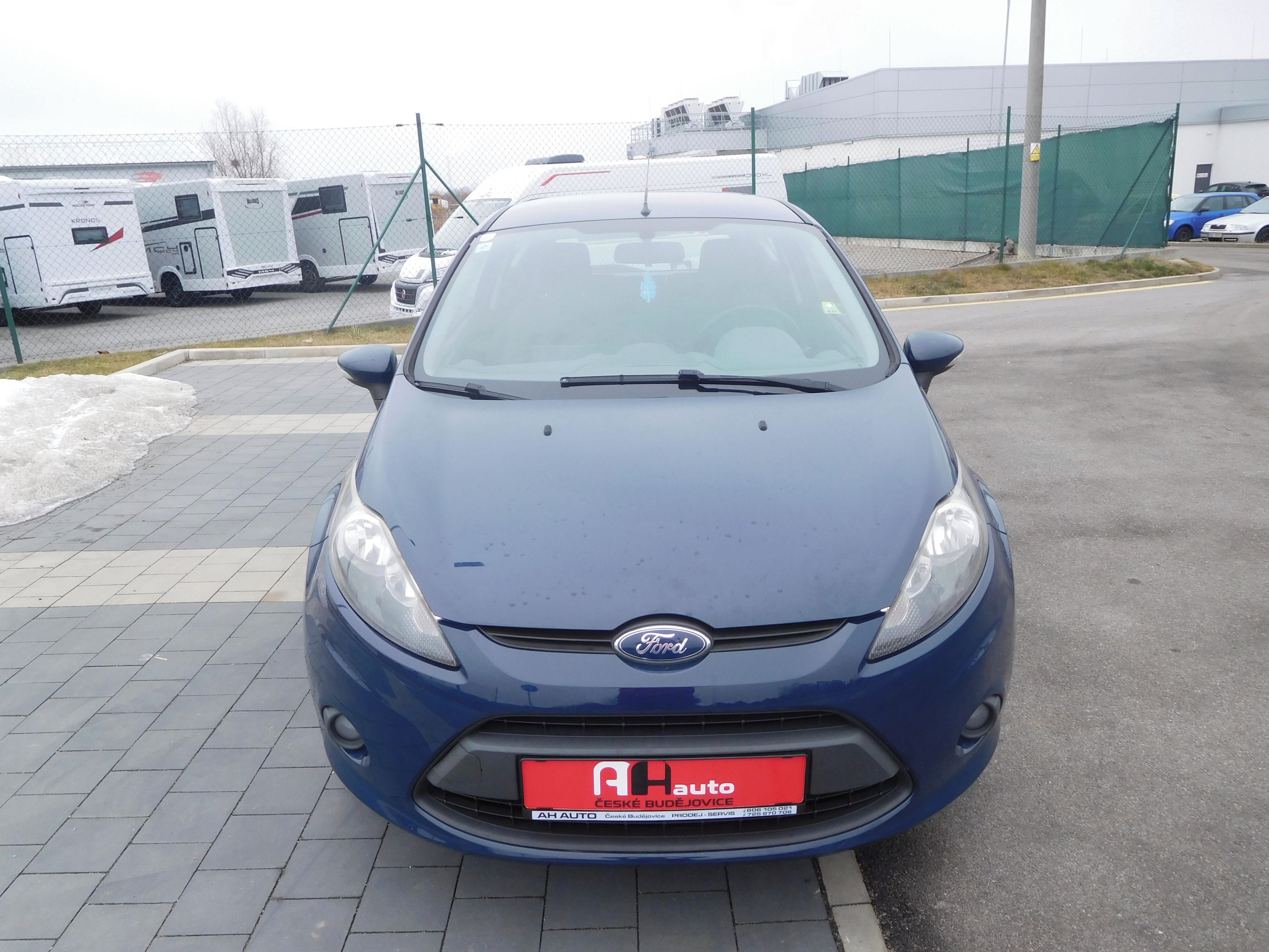 Ford Fiesta, 1,25i Trend, 44 kW, Klima - fotka 6