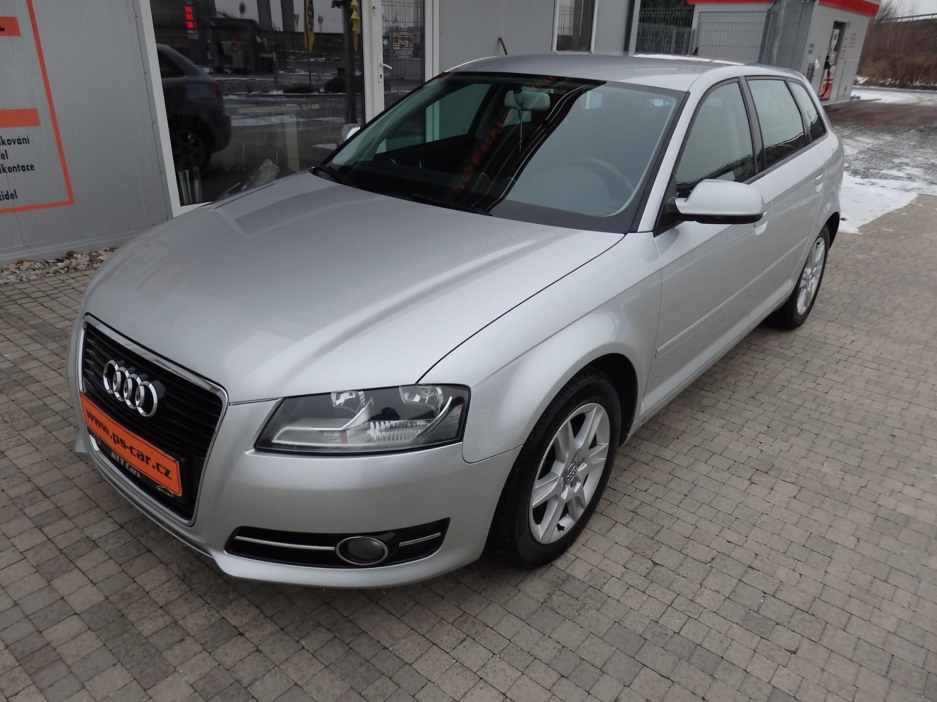 Audi A3, SPORTBACK 1.4 TFSI 6x AIRBAG - fotka 2