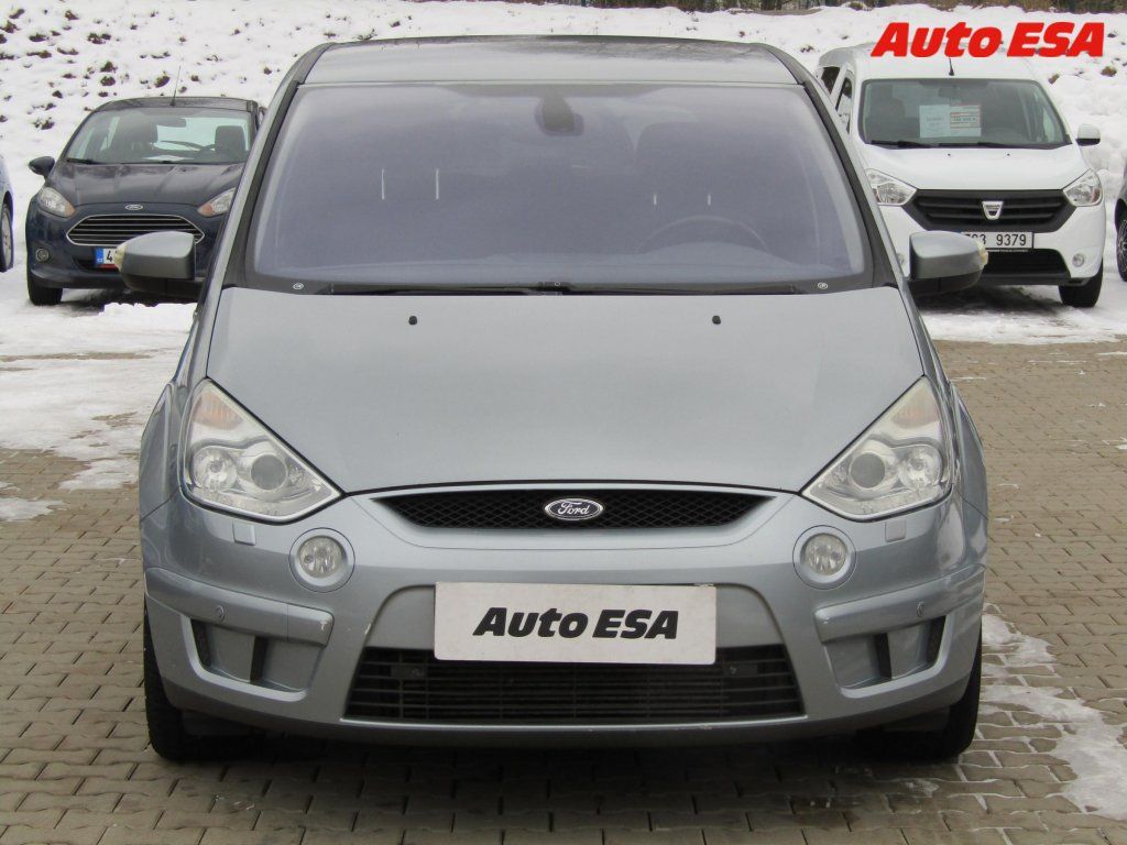 Ford S-MAX, 2.2 TDCi,Navi,xenon - fotka 2