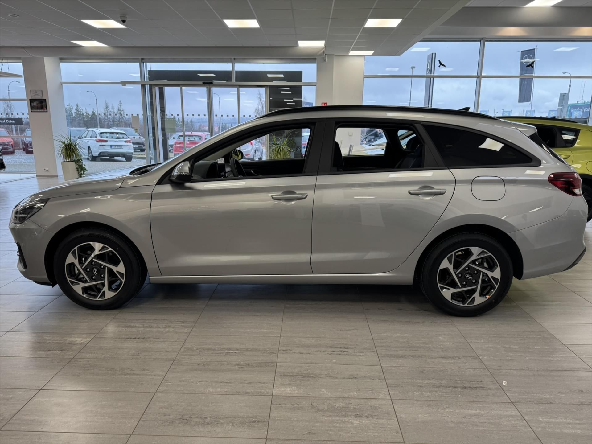Hyundai i30, 1,0 T-GDI MT GO CZECH - fotka 3