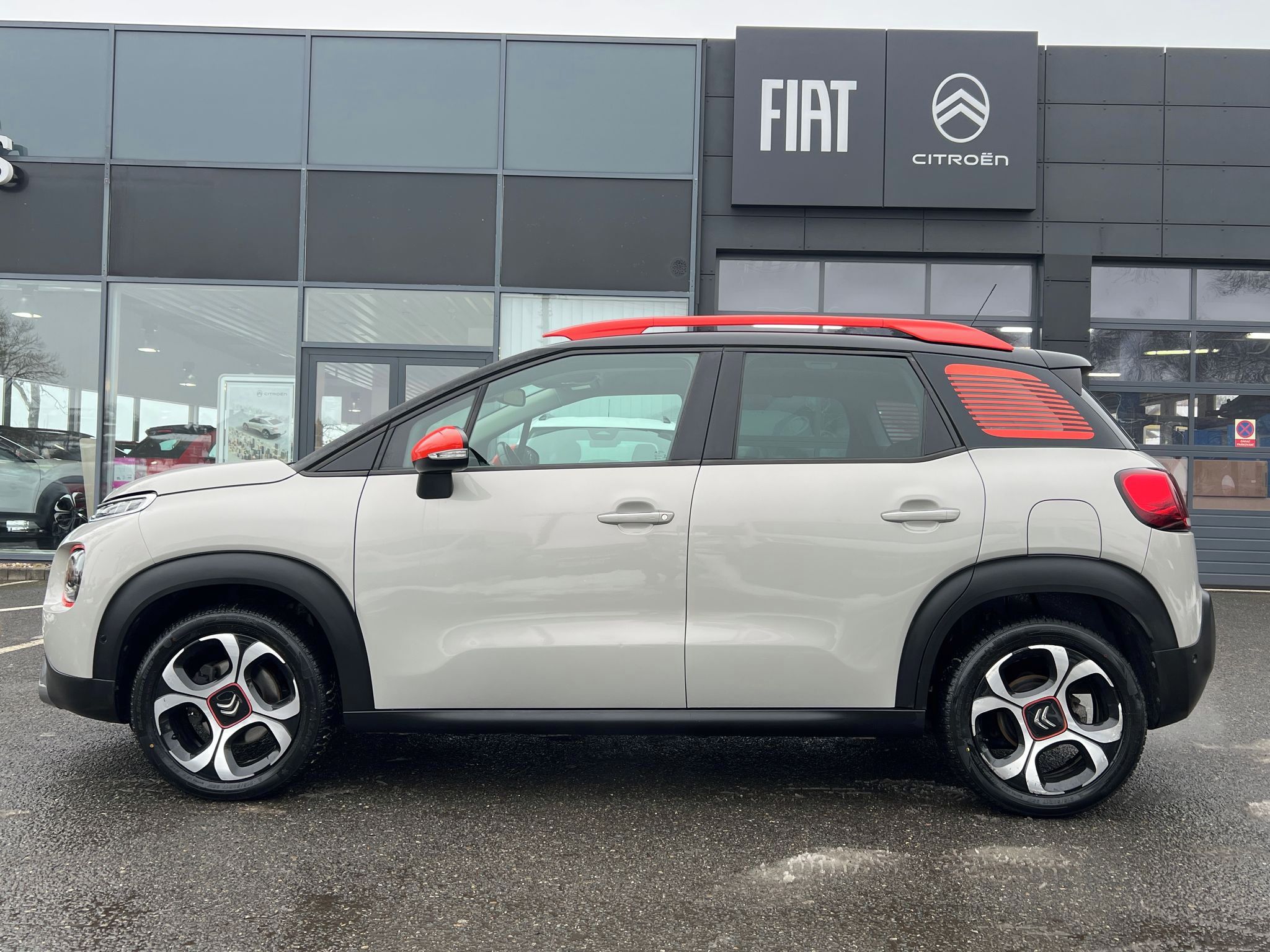 Citroën C3 Aircross, 1.2 110k SERVIS ZÁRUKA KAMERA - fotka 4