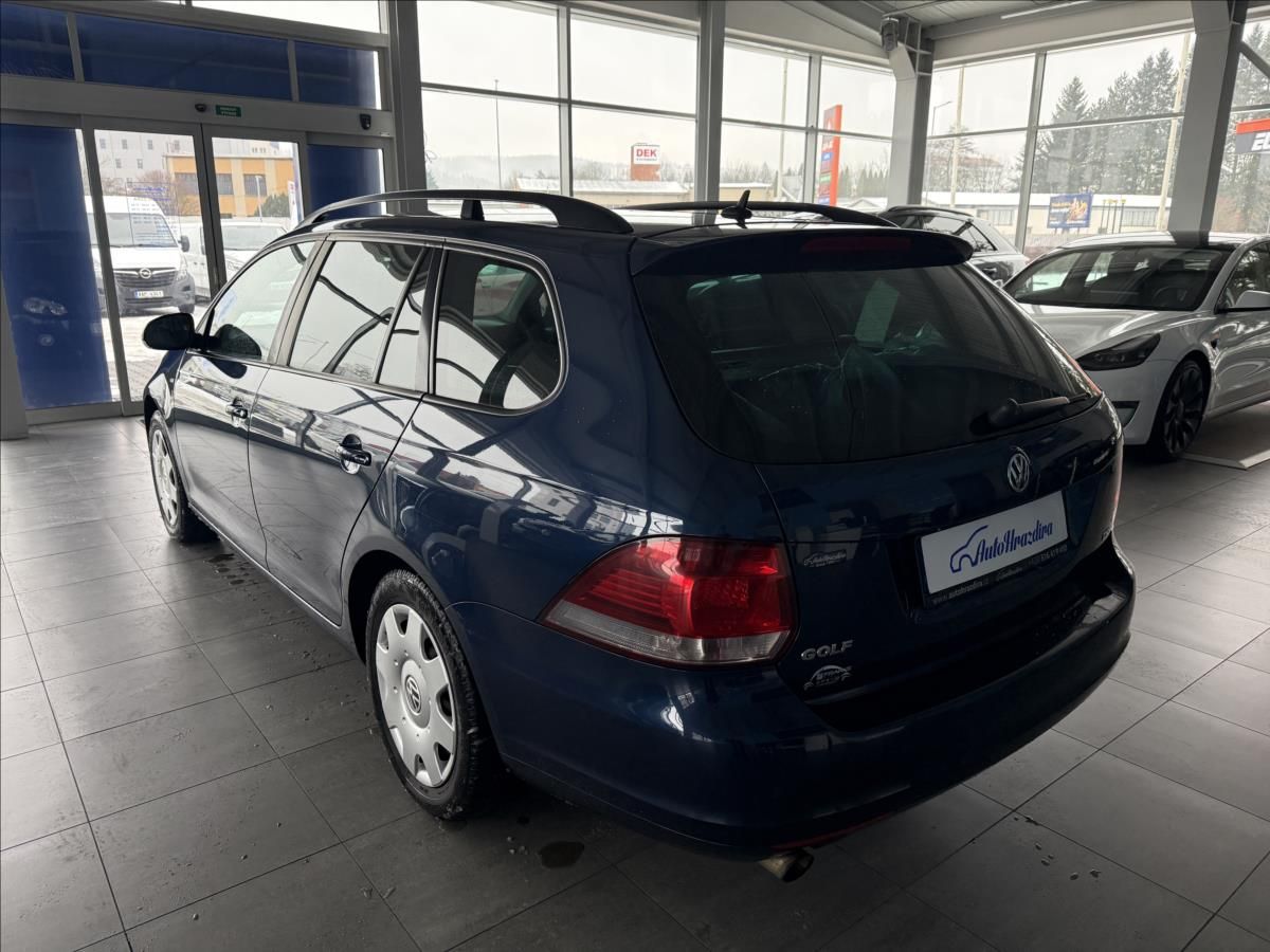 Volkswagen Golf, 1,2   TSI 77kW,MATCH,SERVISKA - fotka 4