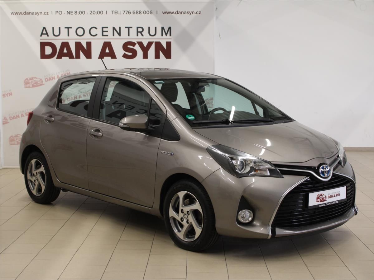 Toyota Yaris, 1,5 i Hybrid Comfort At. - fotka 3