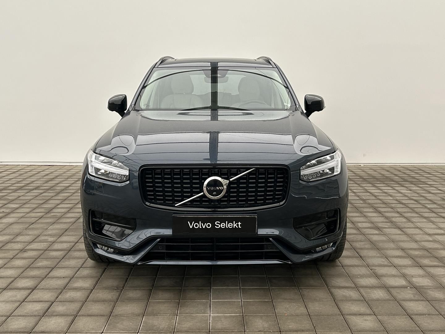 Volvo XC90, 2.0B5 173kW 4x4  ULTIMATE Vzdu - fotka 2