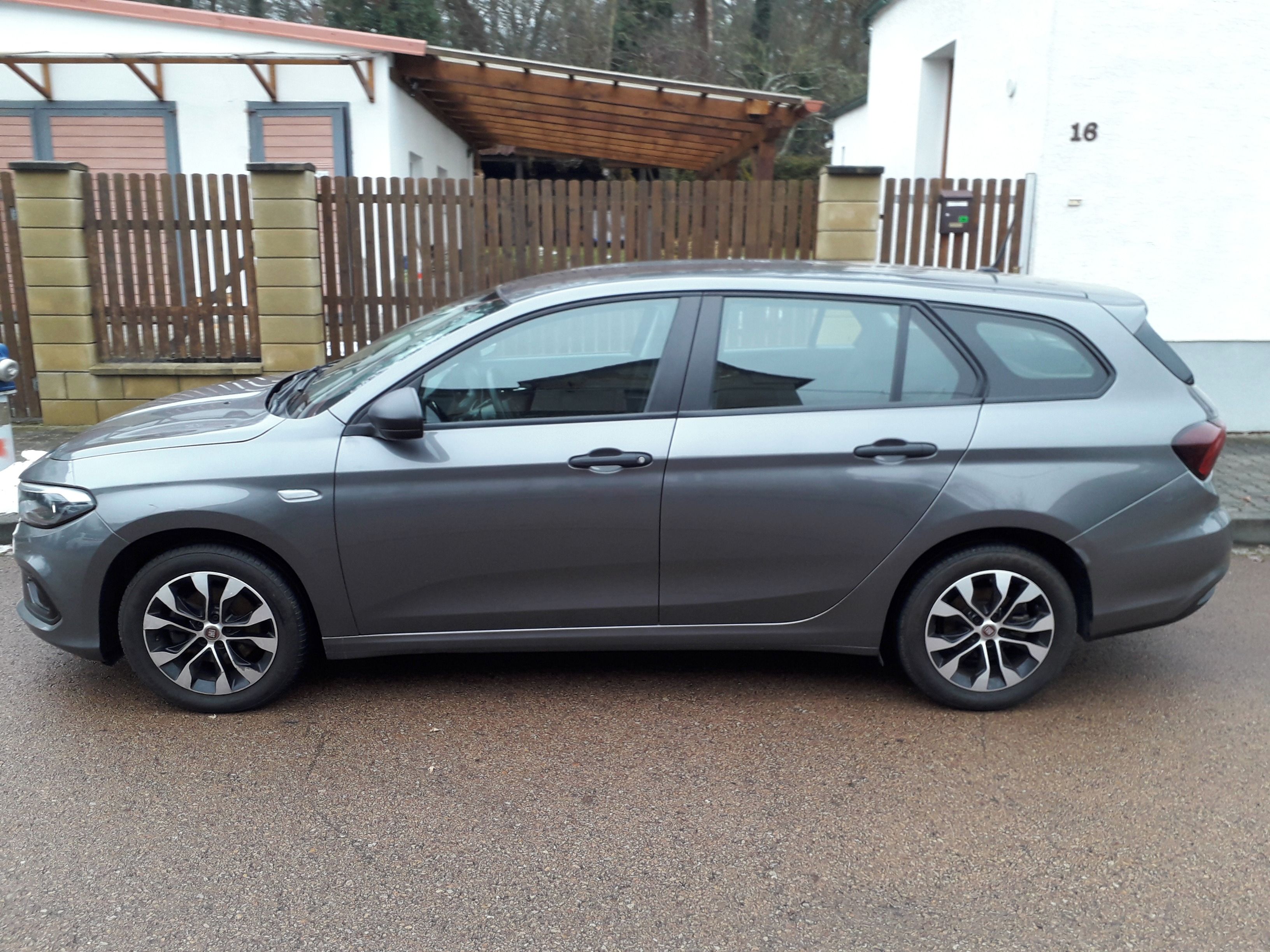 Fiat Tipo, 1,6 MultiJet 96kW City Life SW - fotka 4