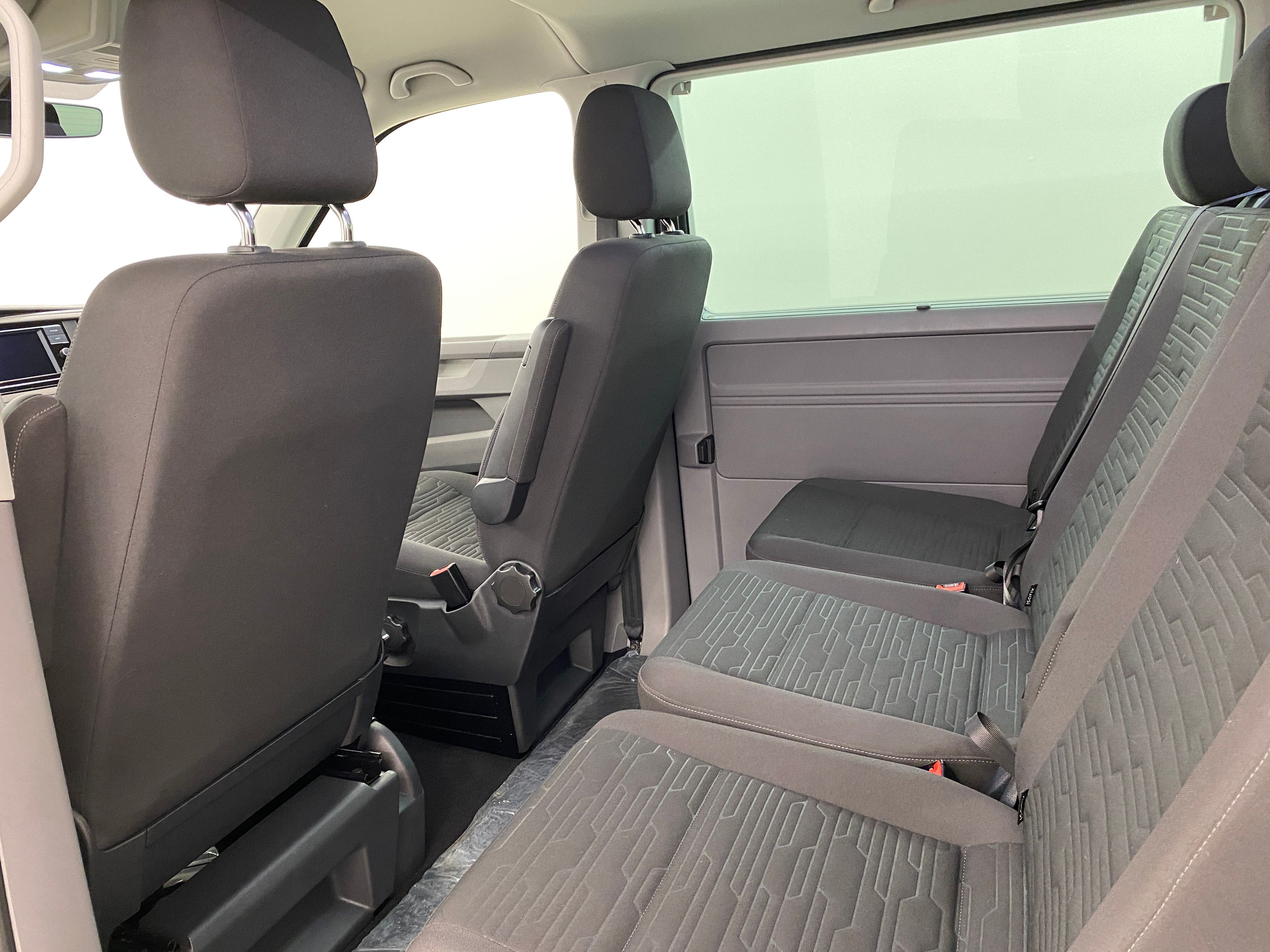 Volkswagen Caravelle, 2.0TDI 110kW DSG 8 Míst Long - fotka 6