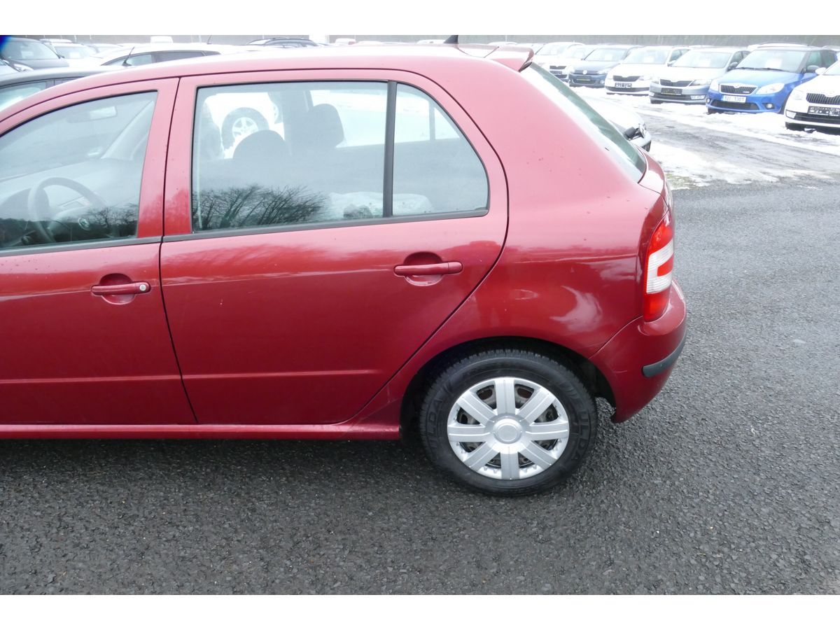 Škoda Fabia, 1,4 55KW KLIMA - fotka 5