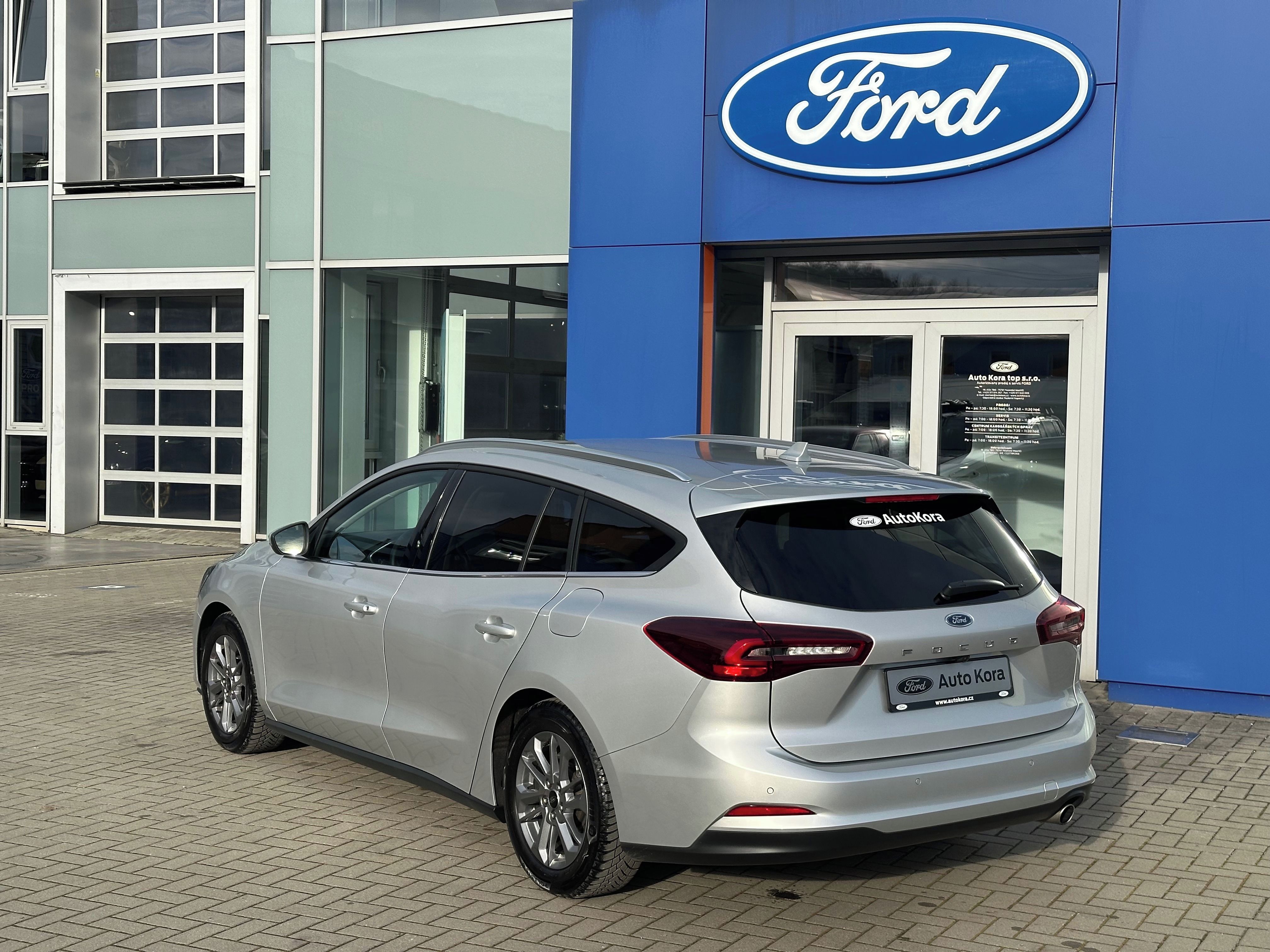 Ford Focus, Ford Focus, Titanium X - fotka 2