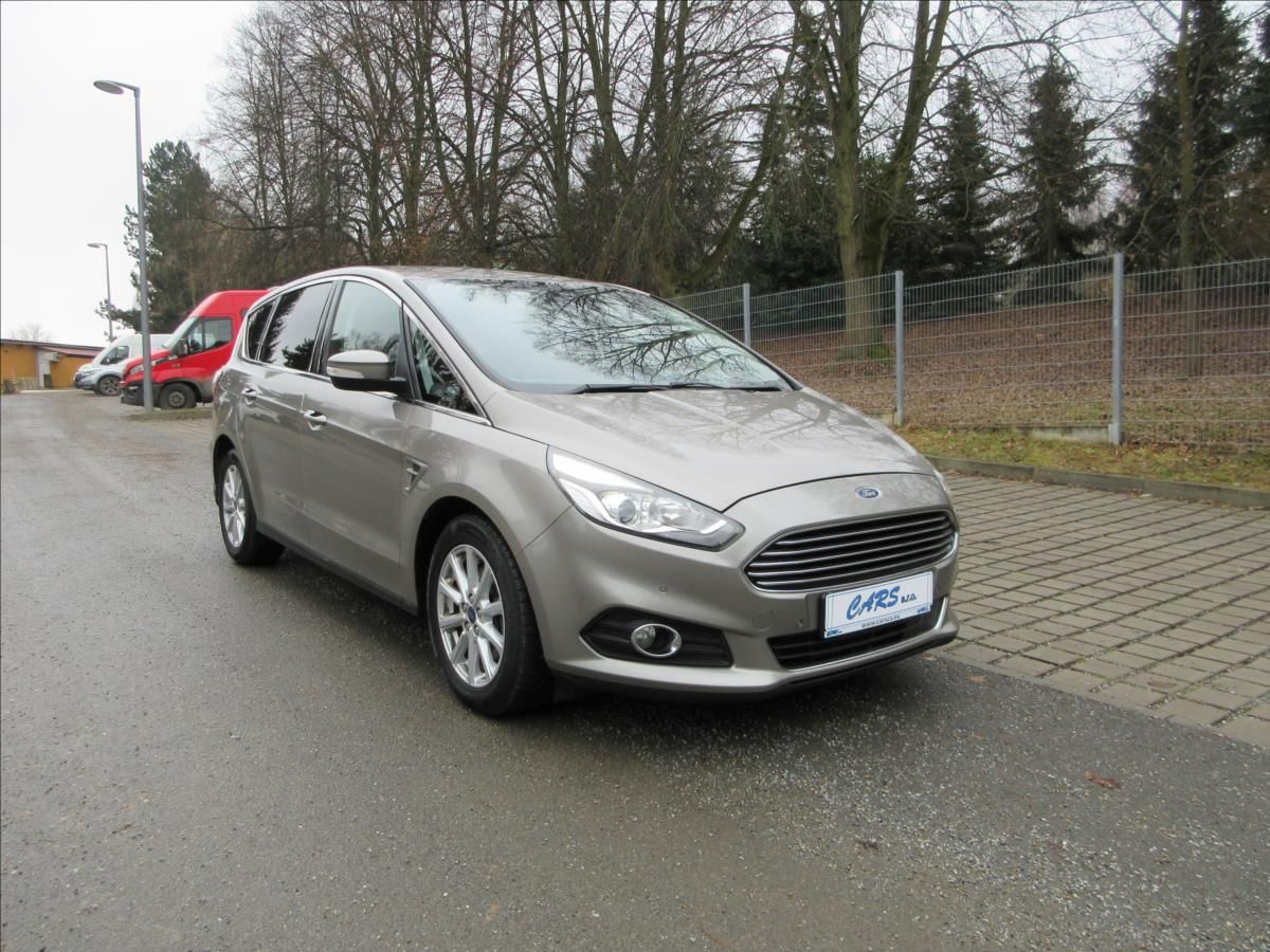 Ford S-MAX, 2,0 TDCi 132Kw, 4x4, 7míst, No - fotka 4