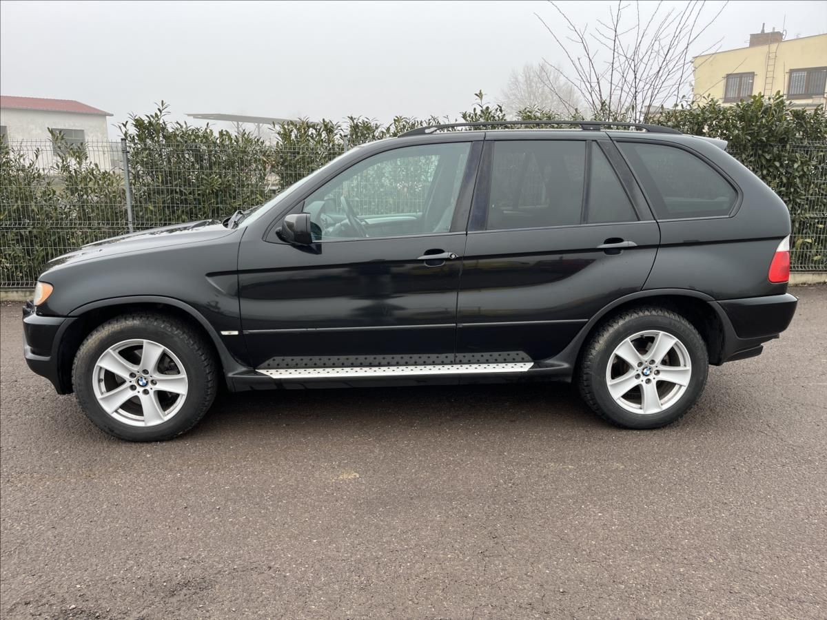 BMW X5, 2,9 d 135KW AUT 4x4 KLIM TAŽNÉ - fotka 4