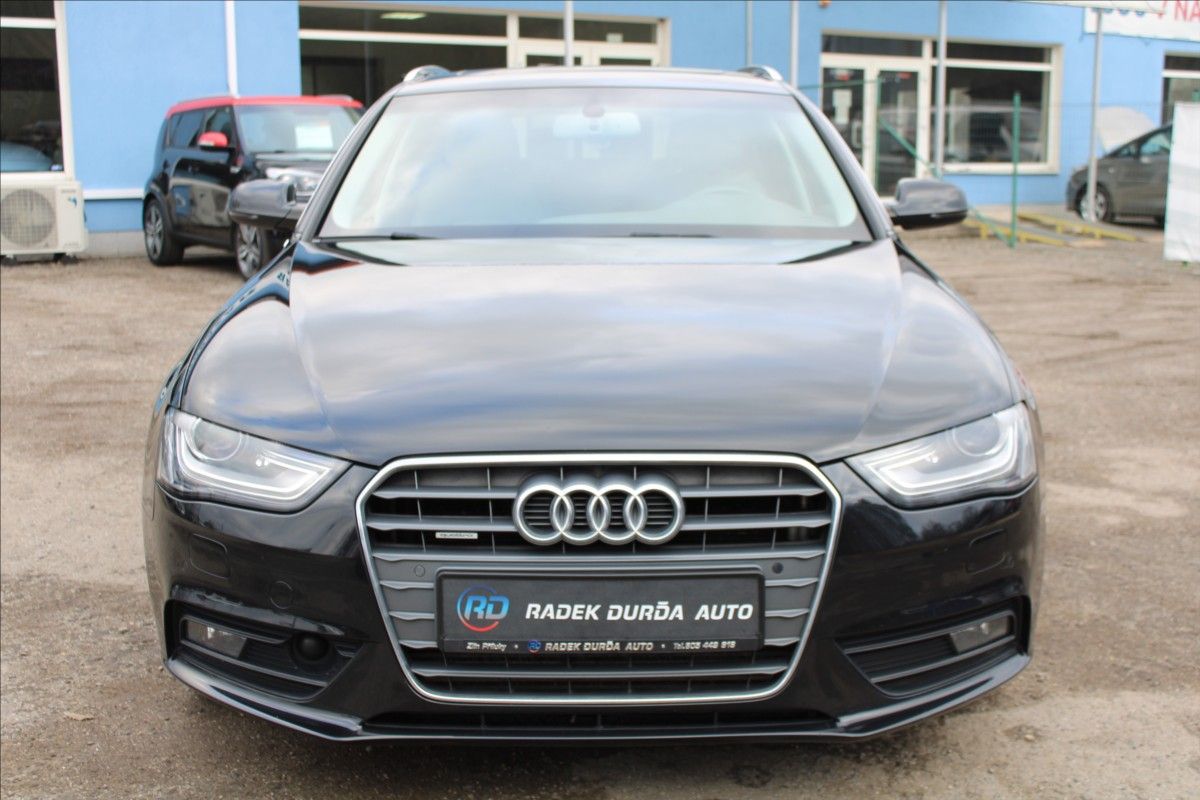 Audi A4 Avant, 3,0 TDI  V6,AUTOMAT,4x4 - fotka 2