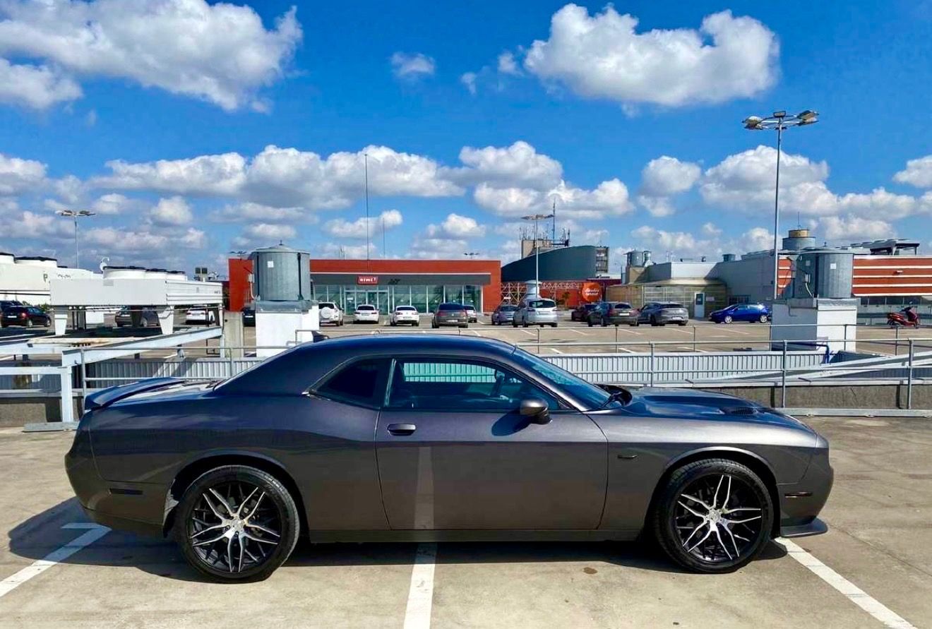 Dodge Challenger, 3.6L 4x4 GT Alcantara - fotka 5