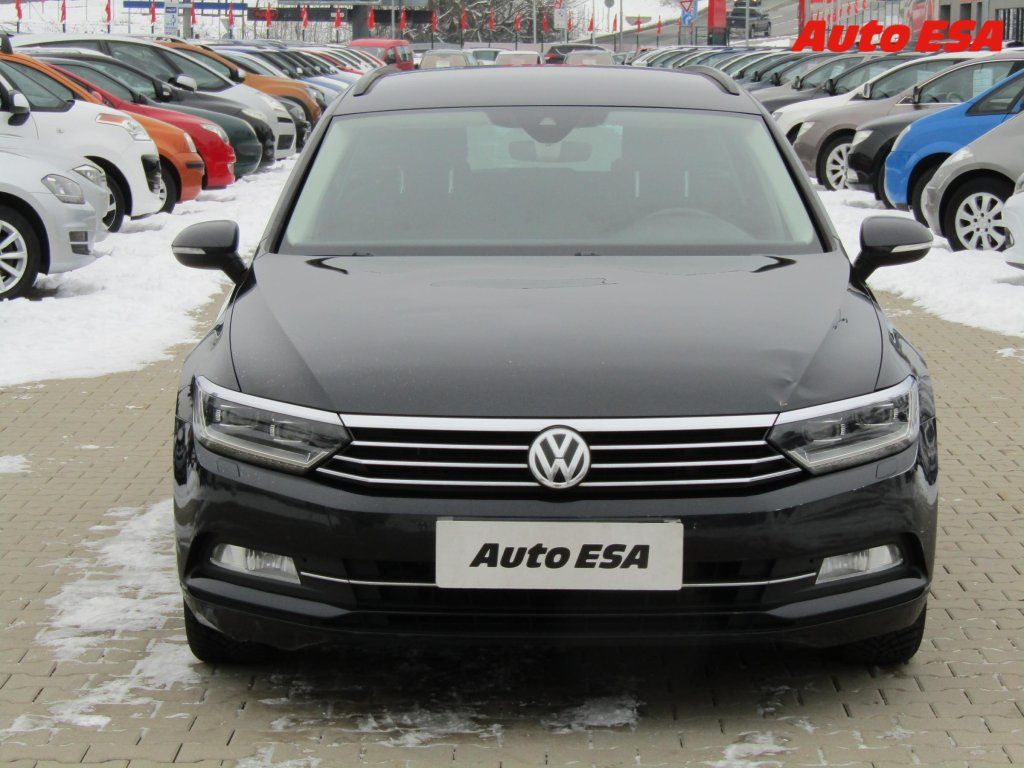 Volkswagen Passat, 2.0TDi,Comfortline,DSG,LED - fotka 2