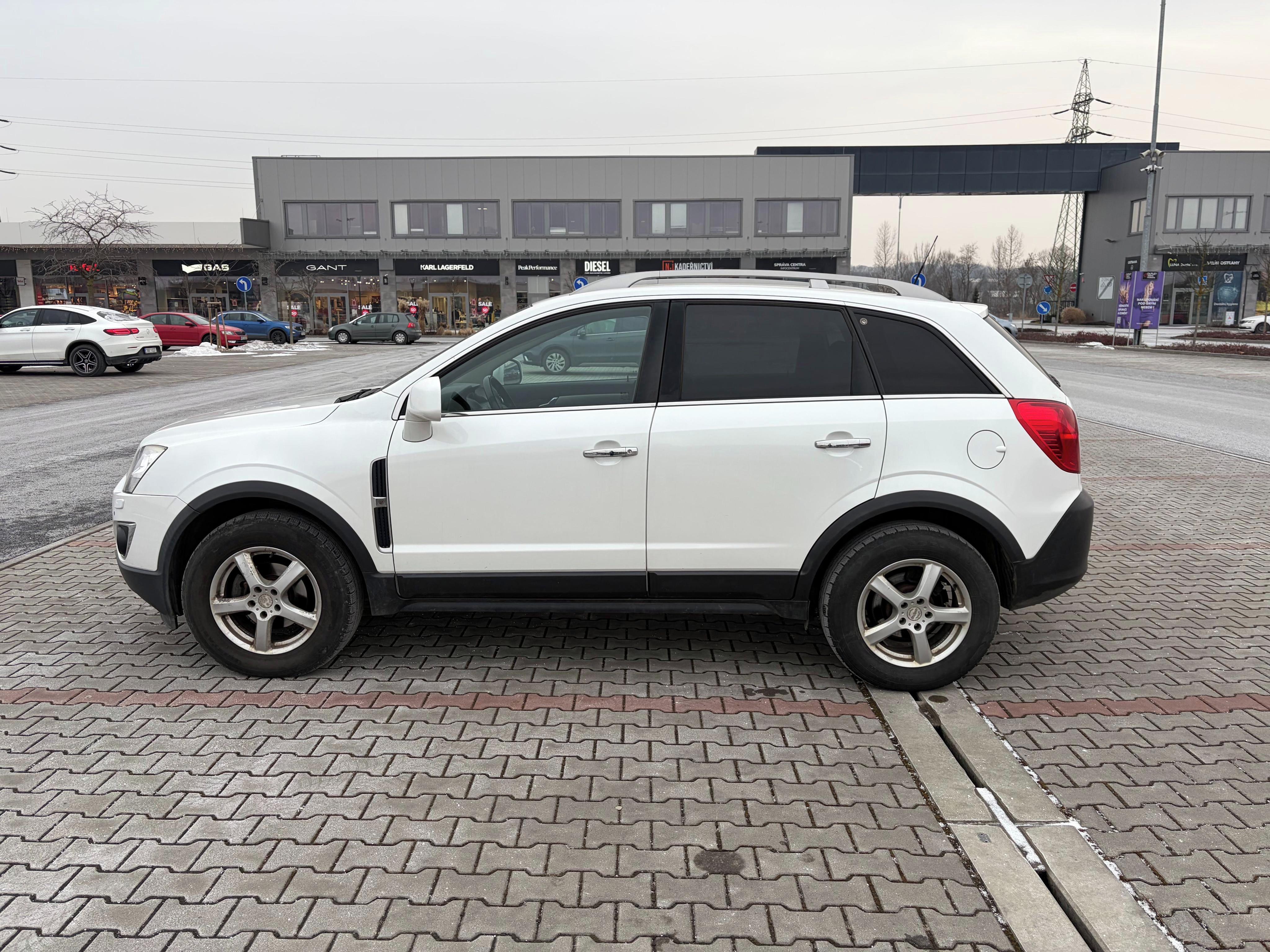 Opel Antara, 2.2 CDTi 2016 MAX VÝBAVA - fotka 6