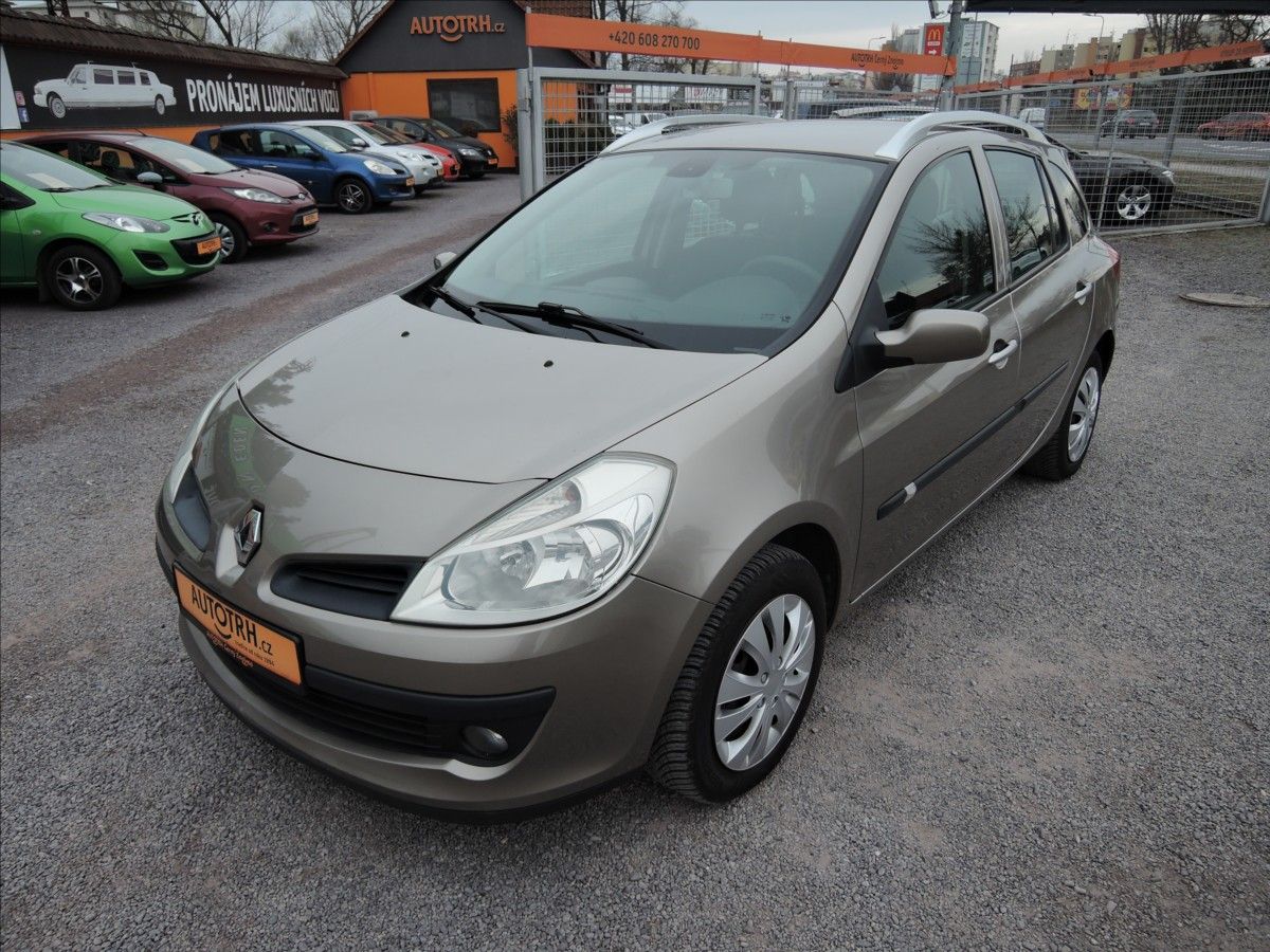 Renault Clio, 1,2 Grandtour TCe Servis - fotka 3