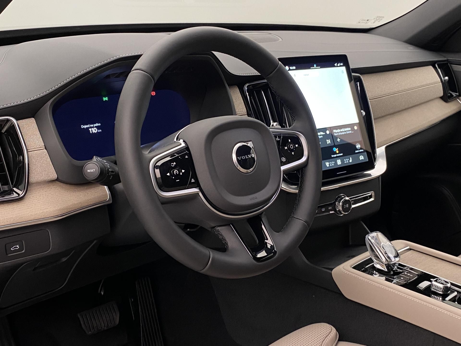 Volvo XC90, B5 AWD AUT BRIGHT PLUS - fotka 4