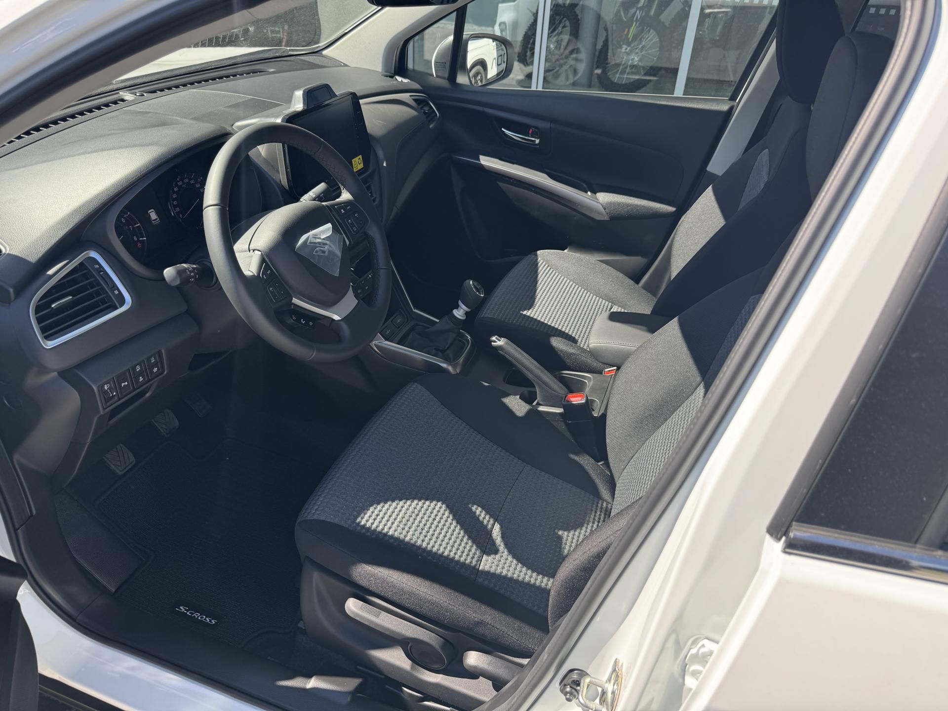 Suzuki S-Cross, 1,4 Premium Hybrid - fotka 4