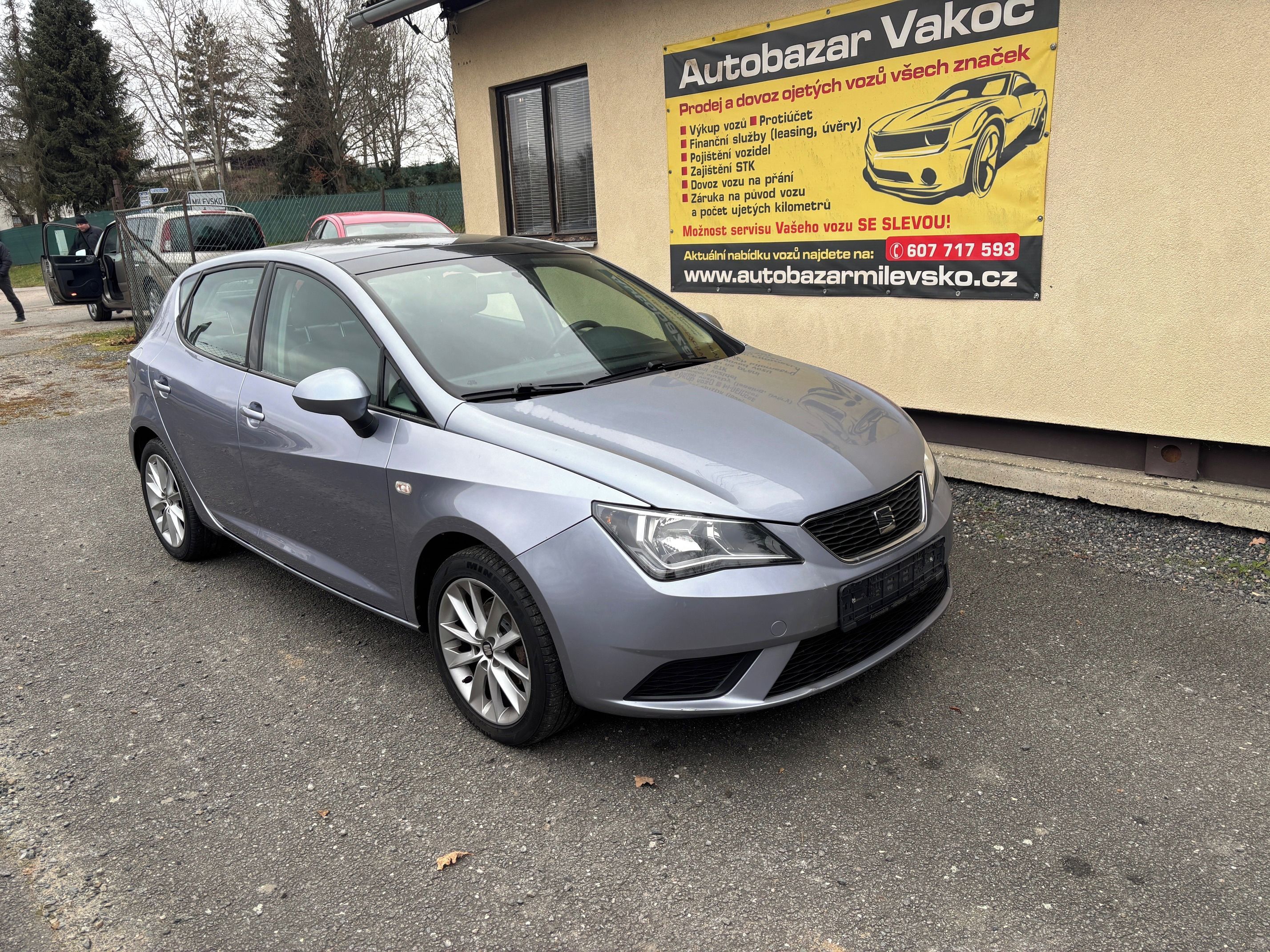 Seat Ibiza, 1.2TSi,66KW,navigace,serviska