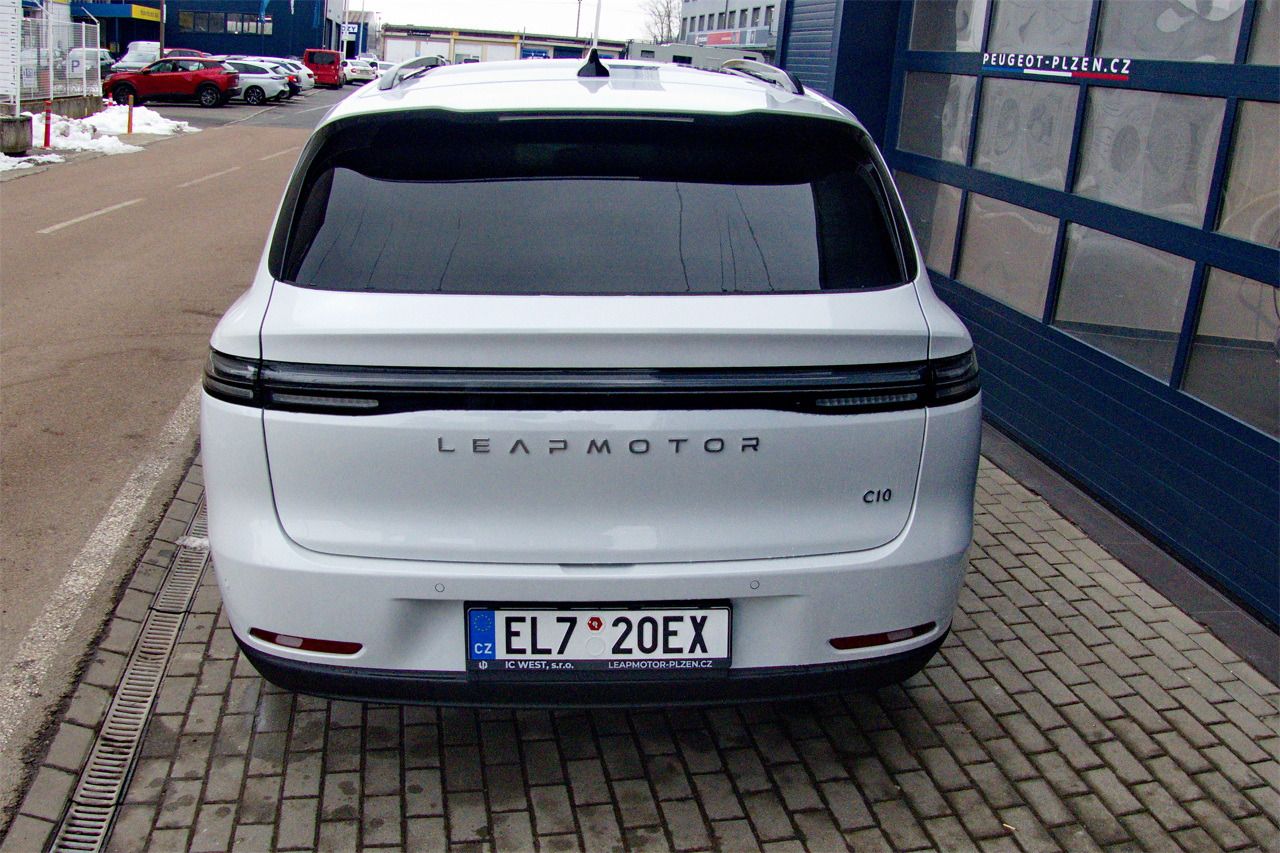 Leapmotor C10, Design ProMax AWD 440 kW - fotka 3